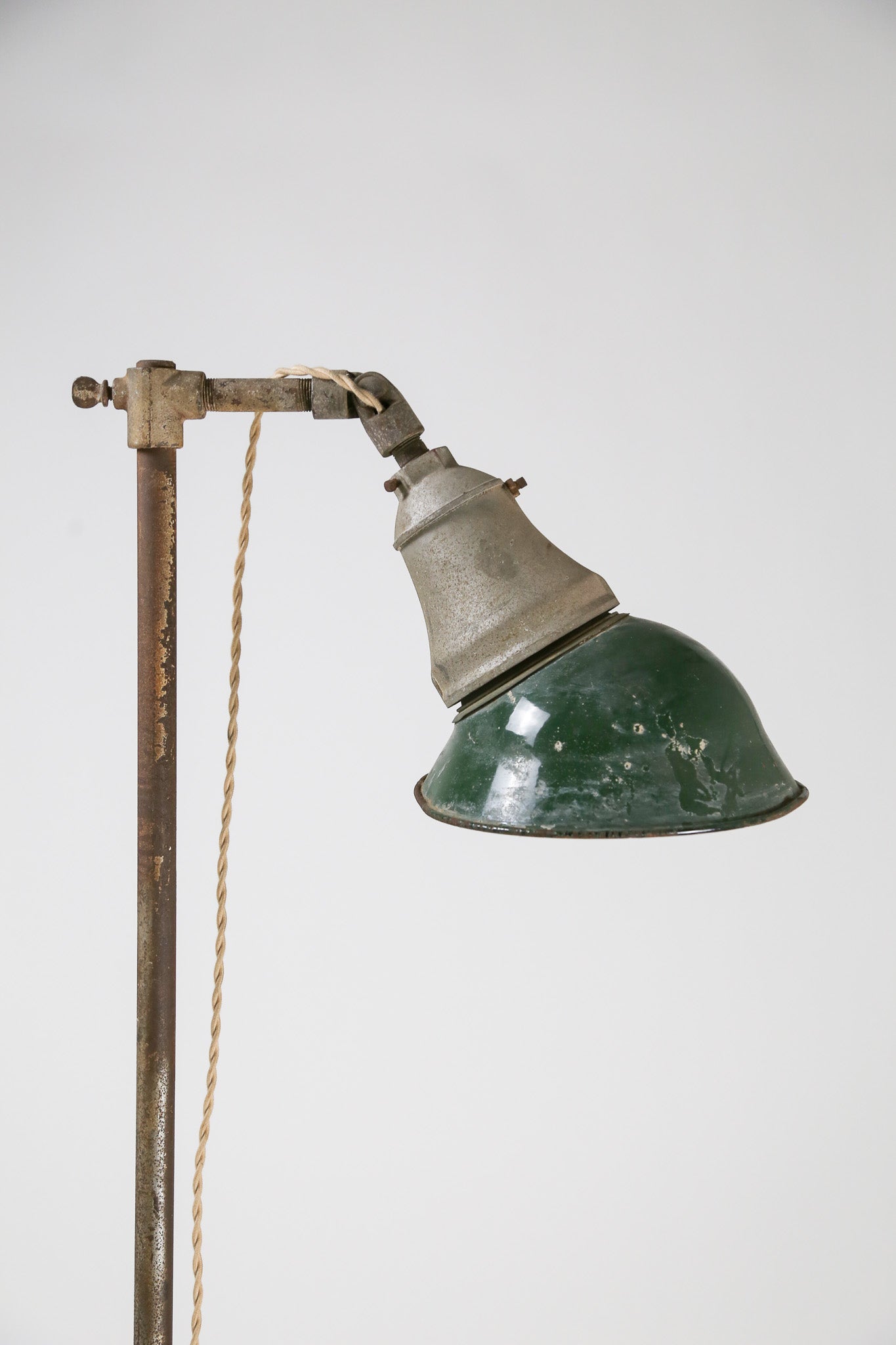Vintage Industrial Floor Lamp / ヴィンテージ インダストリアル