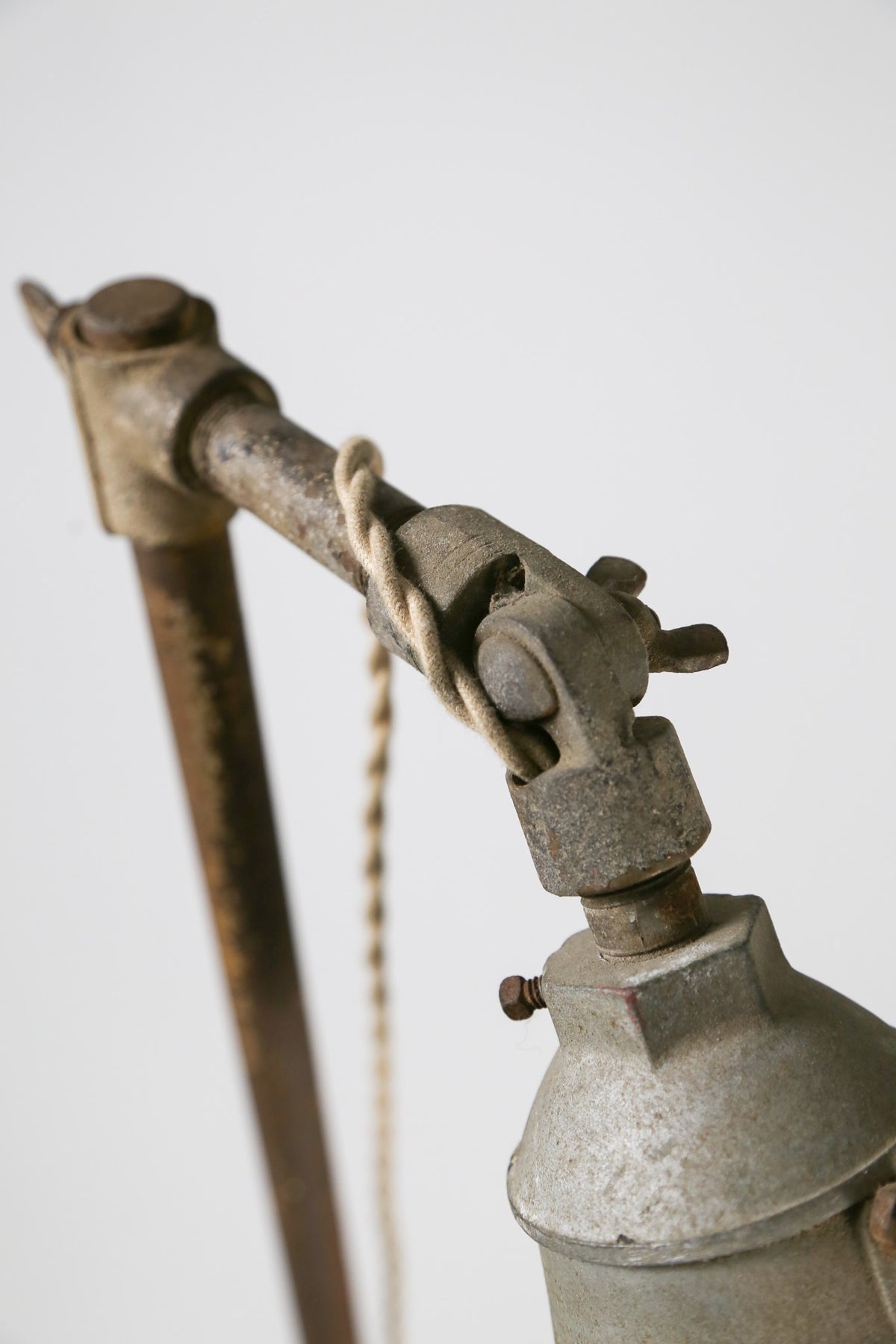Vintage Industrial Floor Lamp / ヴィンテージ インダストリアル フロアランプ