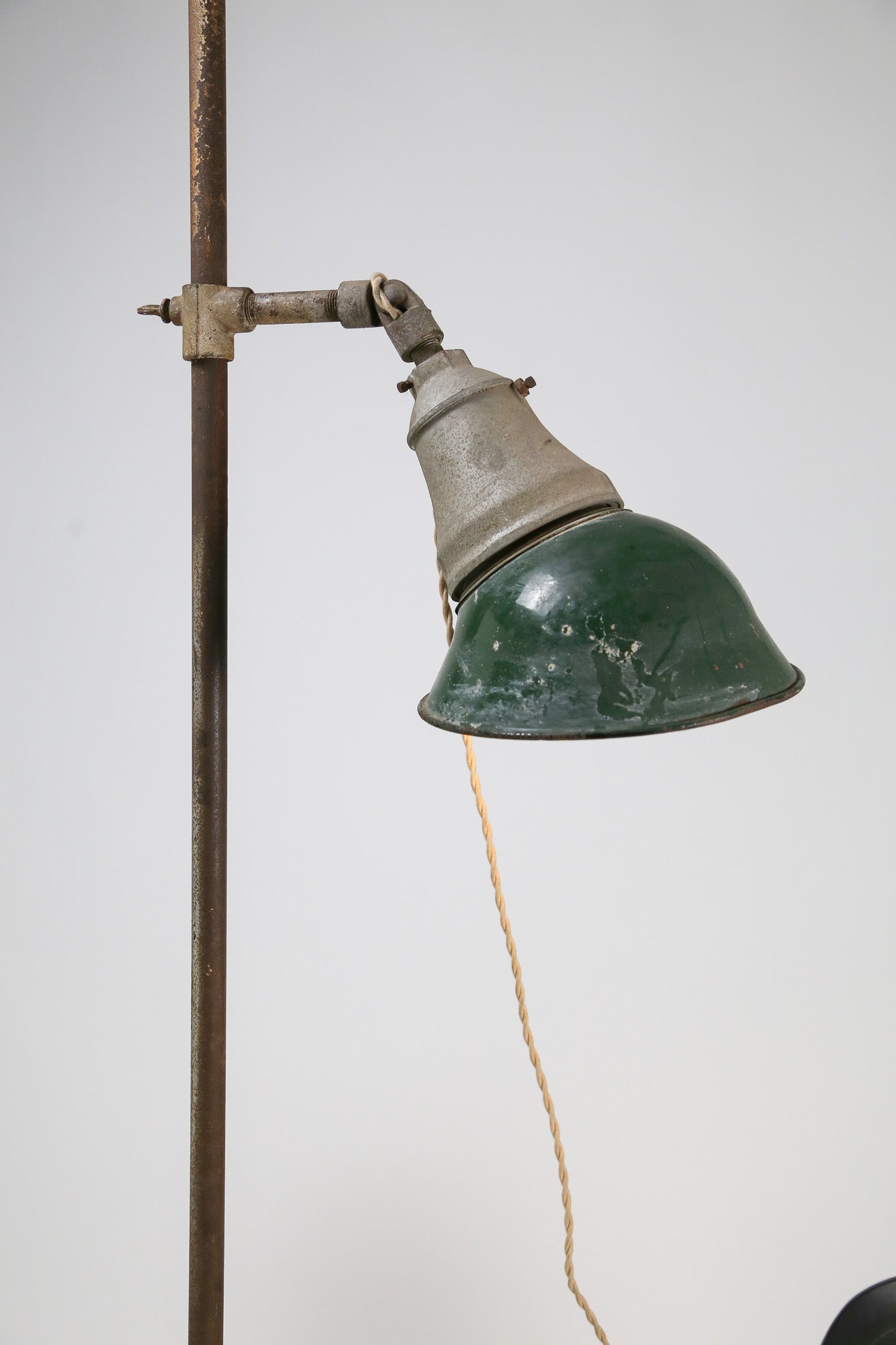 Vintage Industrial Floor Lamp / ヴィンテージ インダストリアル