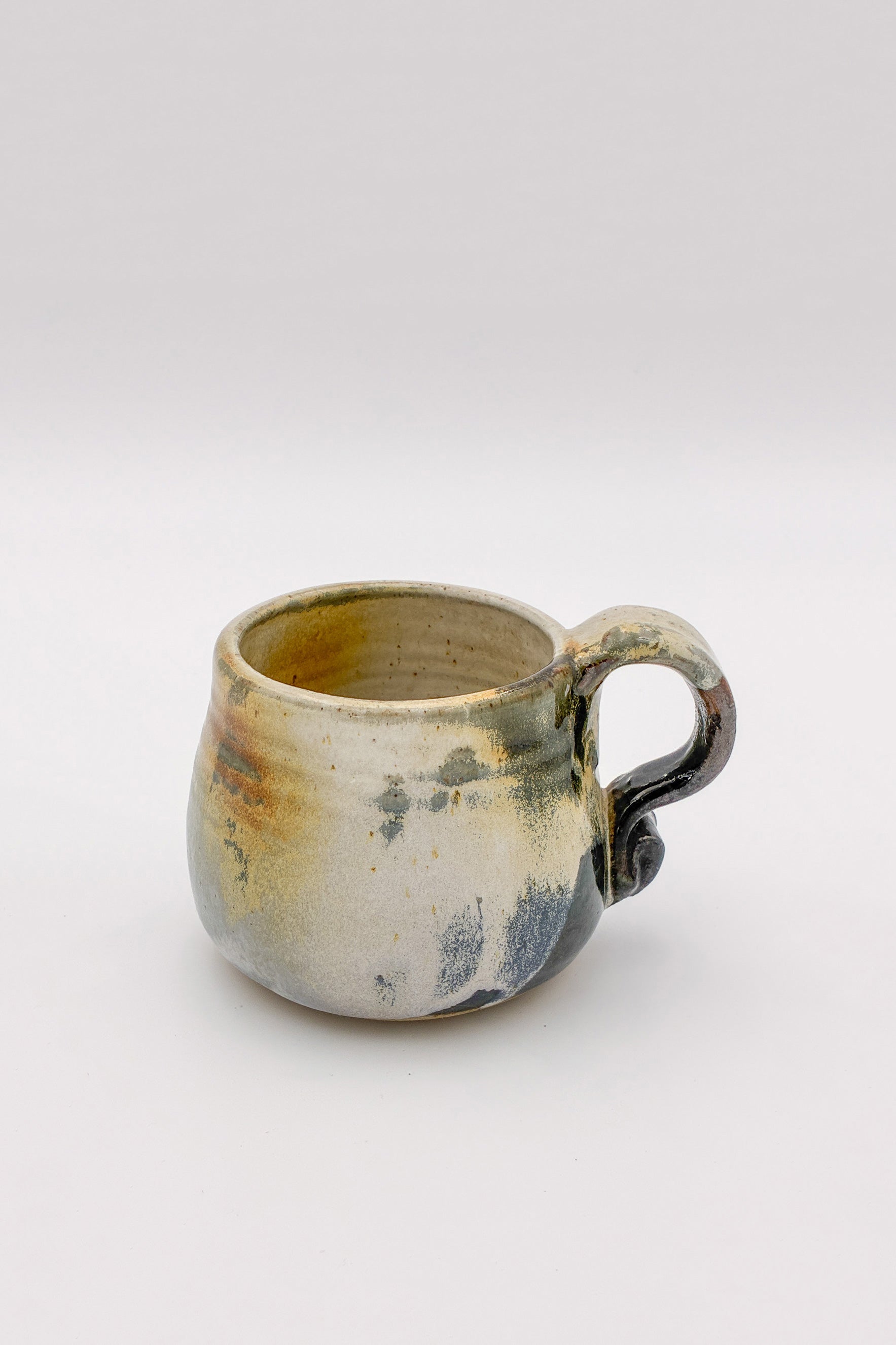 Mixed Glazes Mug / 釉薬が混ざり合ったマグカップ