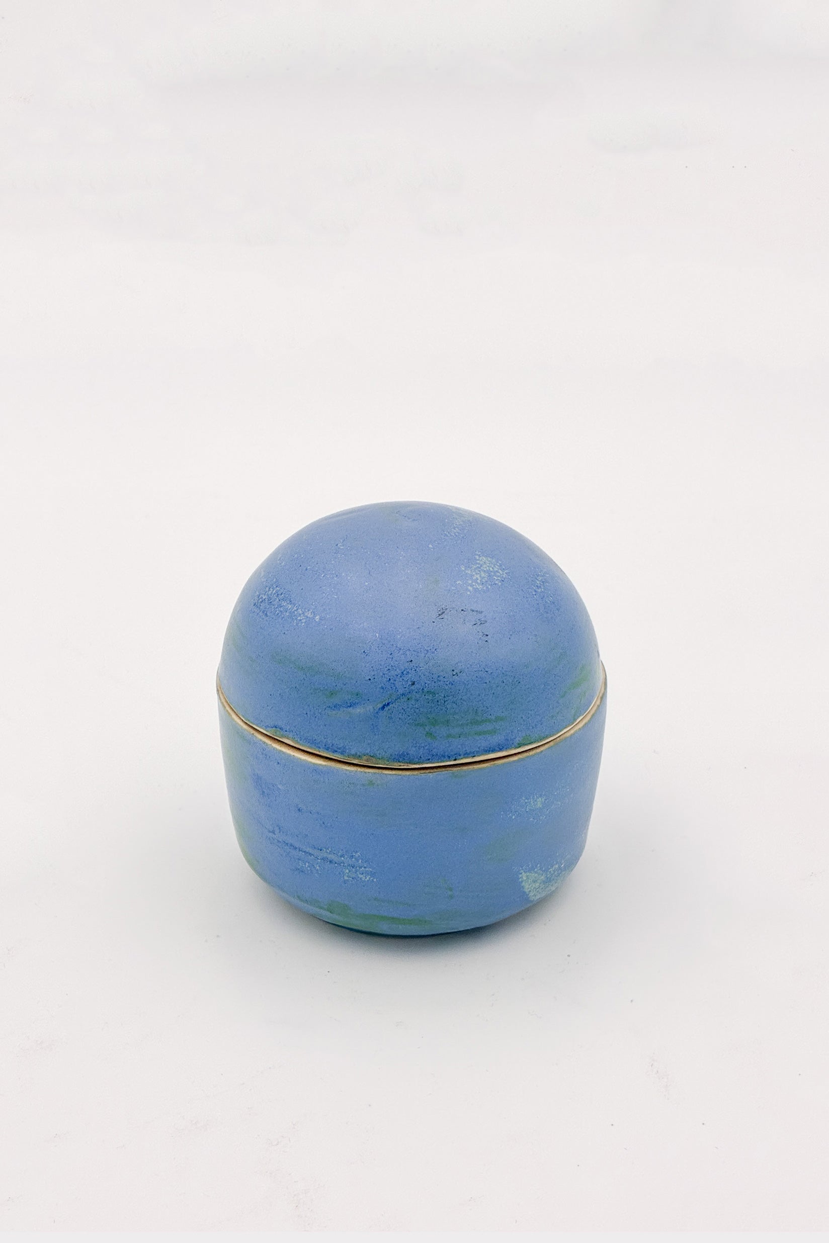 Light Blue Lidded Container / 水色 フタ付き容器