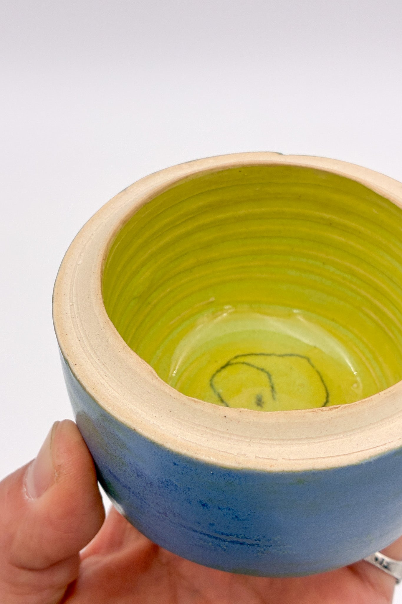 Light Blue Lidded Container / 水色 フタ付き容器