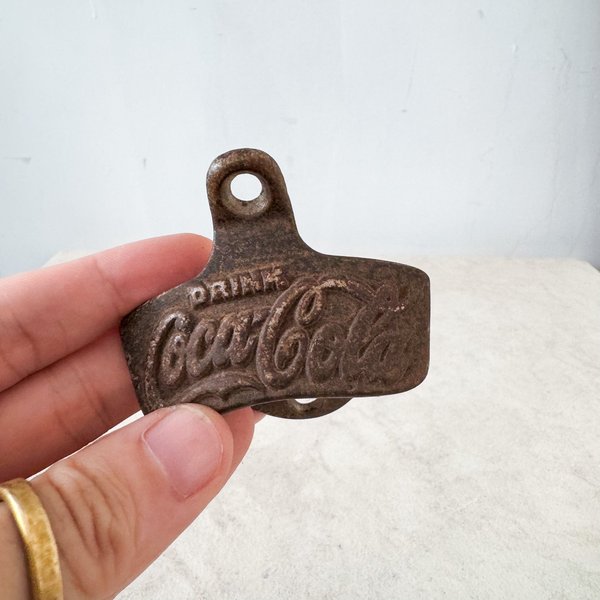 Coca-Cola Wall Bottle Opener / コカ・コーラ壁付け栓抜き