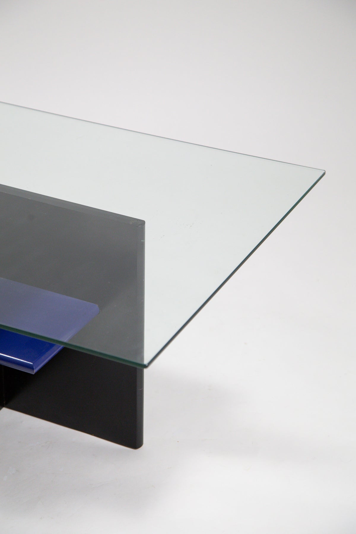 Postmodern Glass Top Low Table / ポストモダン ガラス天板 ローテーブル