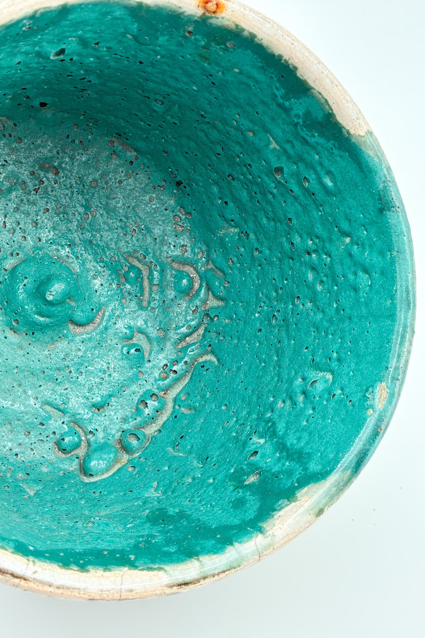 Handcrafted Rustic Ceramic Bowl with Emerald Glaze / 手工芸のラスティック・セラミックボウル