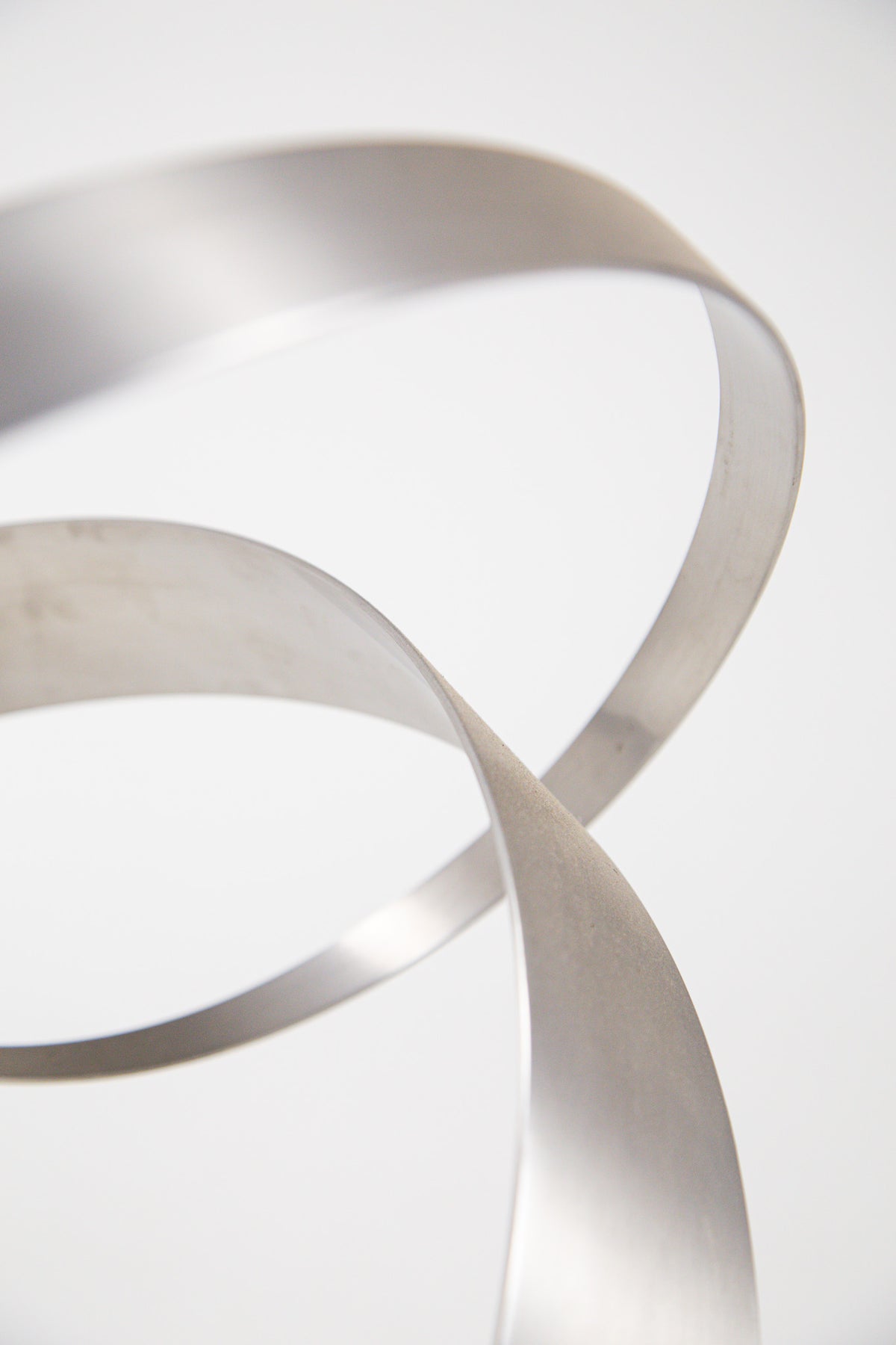 Kinetic Metal & Marble Sculpture / メタル＆マーブル 彫刻オブジェ