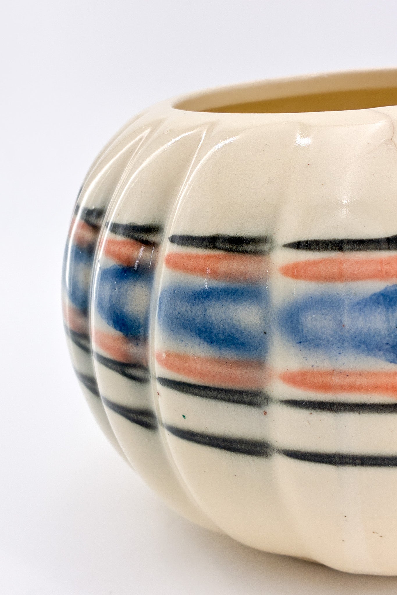 Pottery Pot Pink & Blue / 陶器の鉢（ピンク、ブルー）