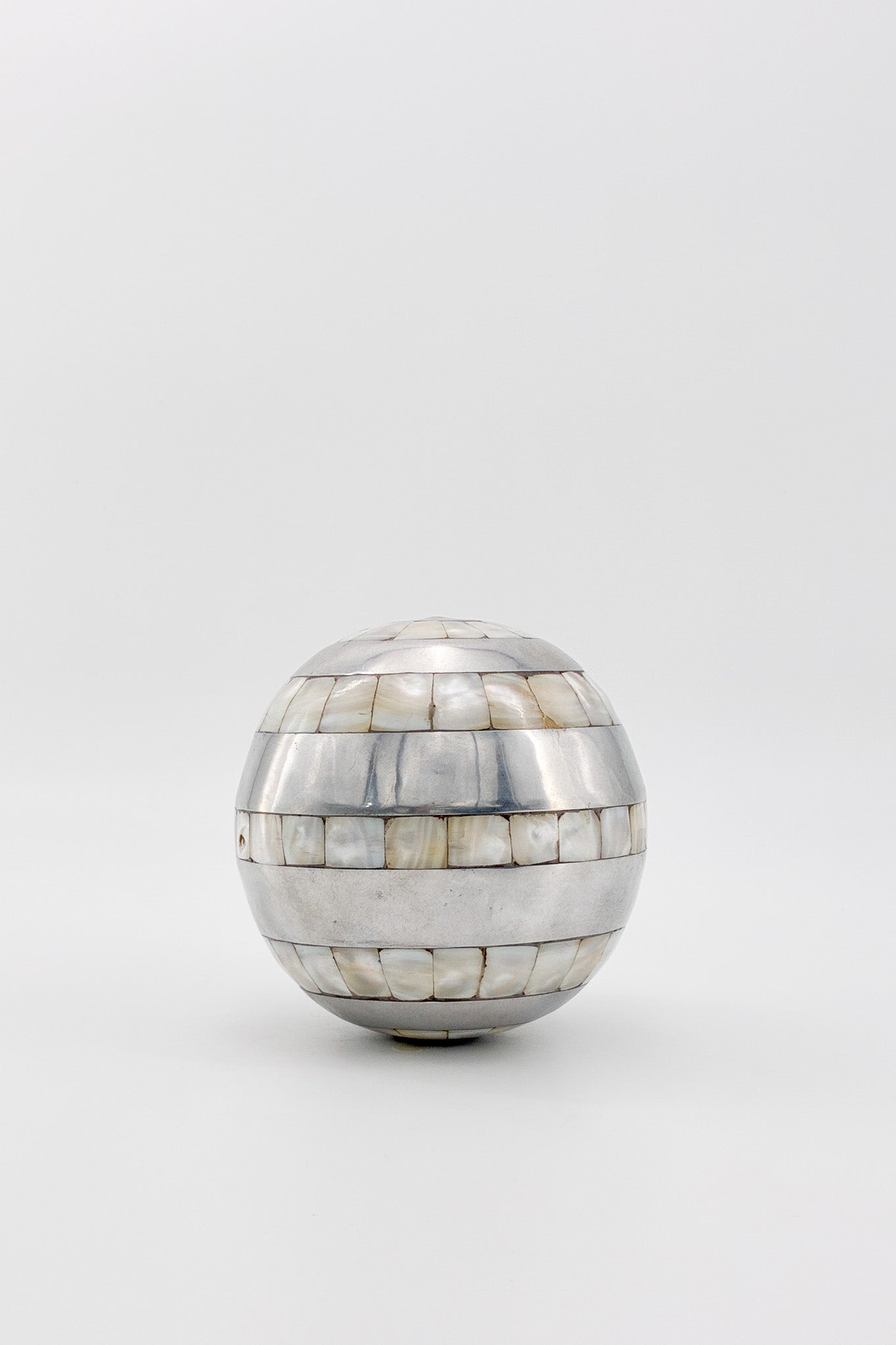 Shell Sphere Object / シェル 球体 オブジェ