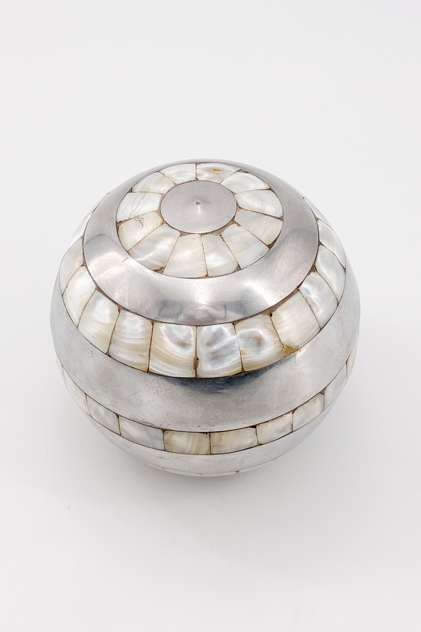 Shell Sphere Object / シェル 球体 オブジェ