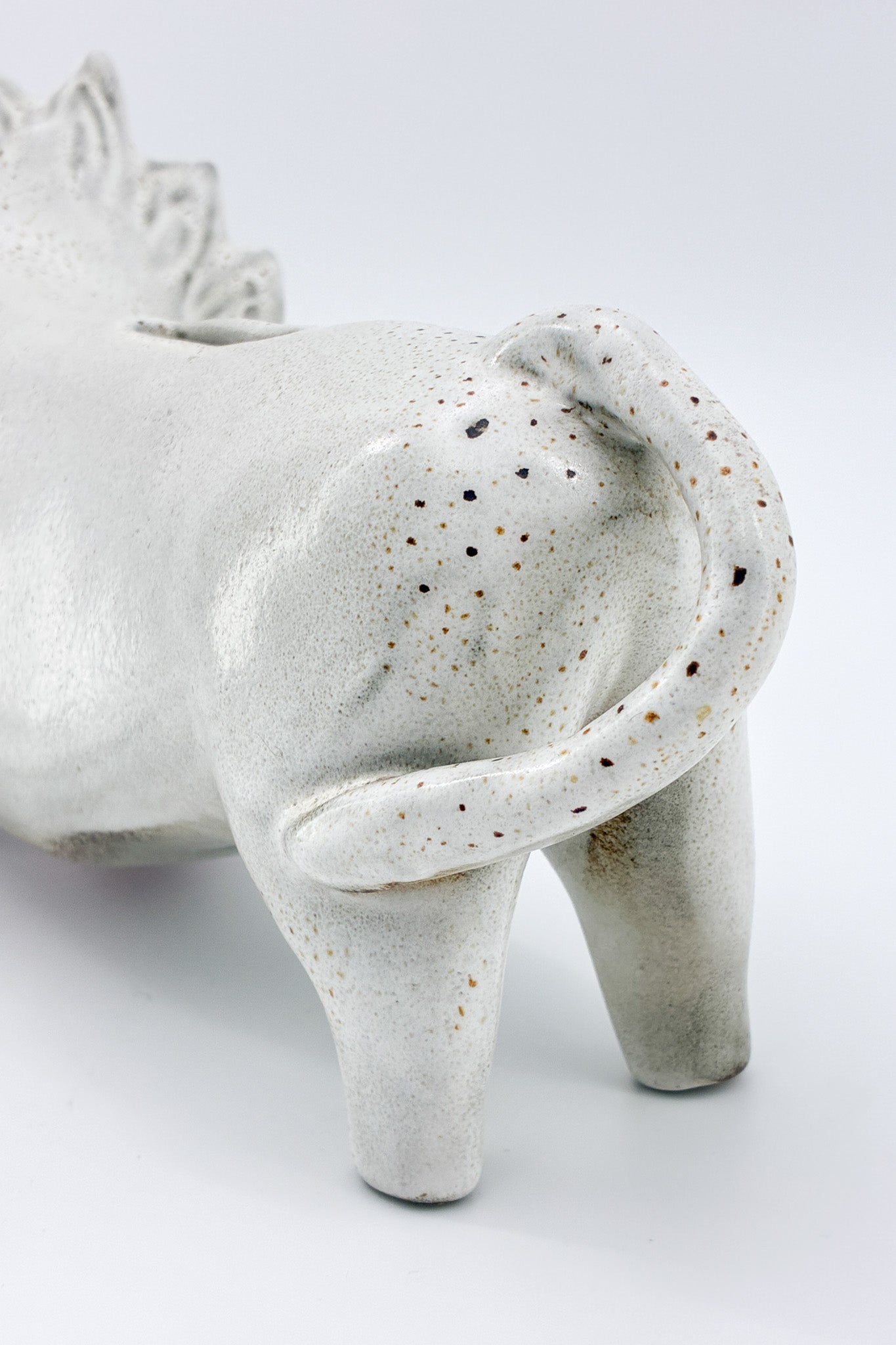 Ceramic Lion Money Box / 陶器 ライオン 貯金箱