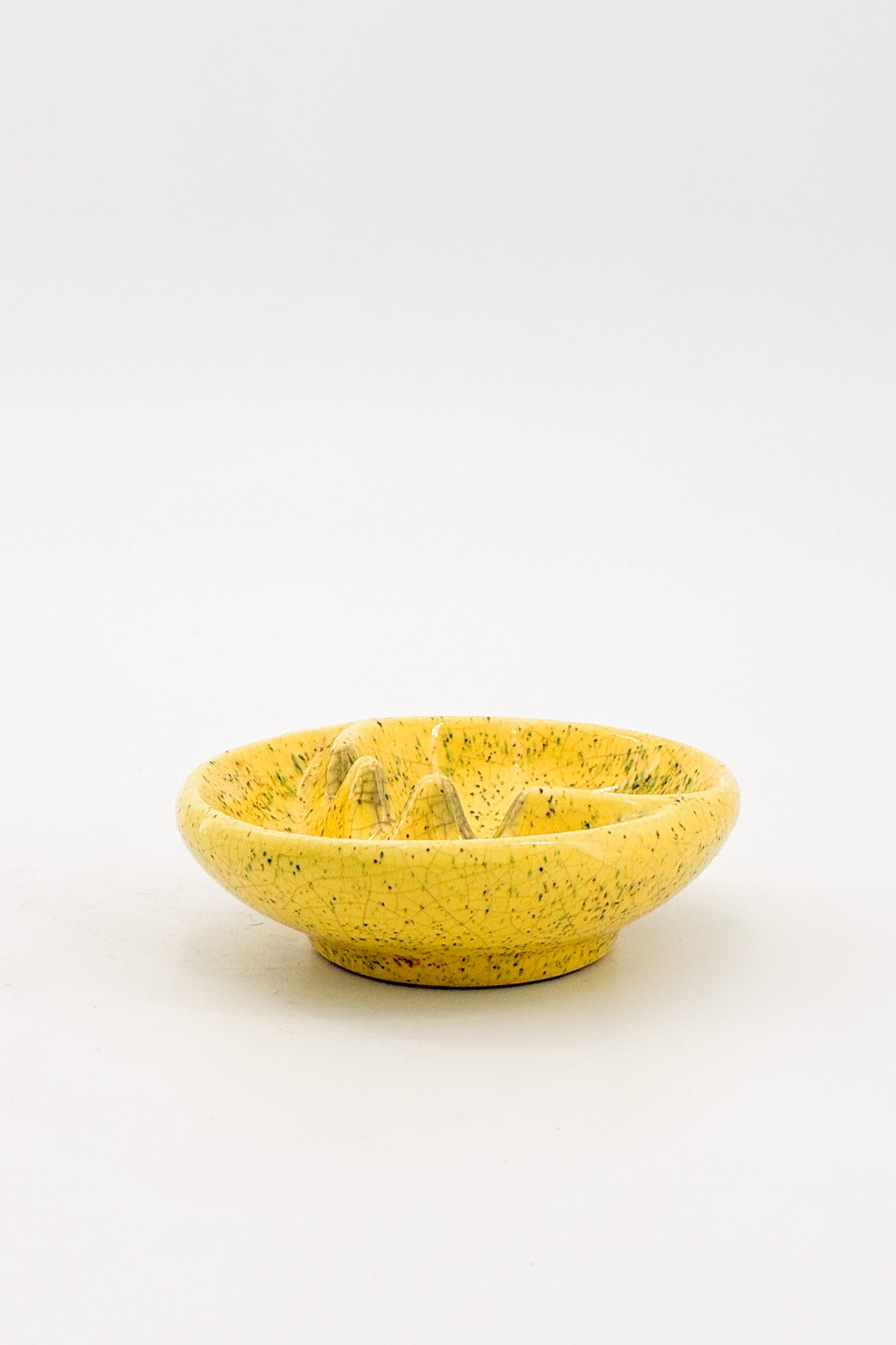 Ceramic Ashtray (Yellow) / 陶器 灰皿（黄）