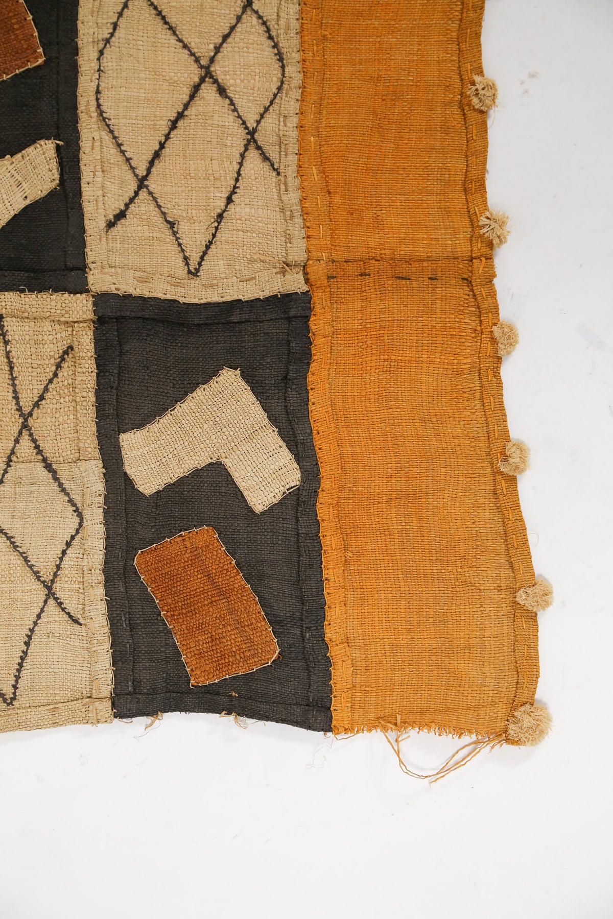 Kuba Cloth Raffia Textile / クバクロス ラフィアテキスタイル