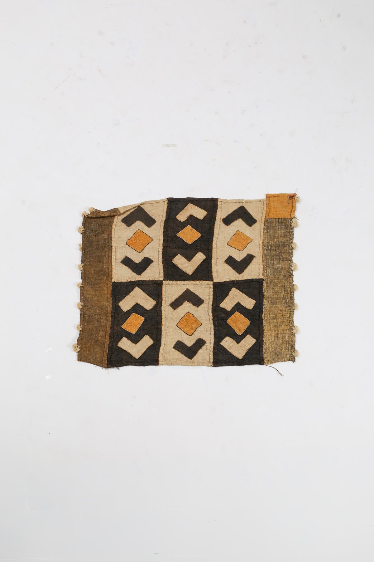 Kuba Cloth Raffia Textile / クバクロス ラフィアテキスタイル