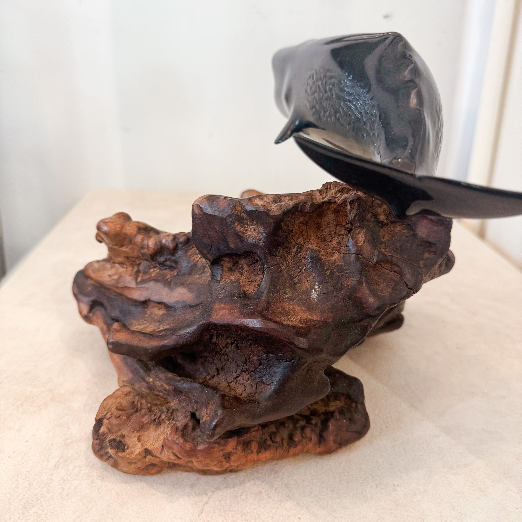 Whale And Burl Object / 鯨と樹瘤のオブジェ