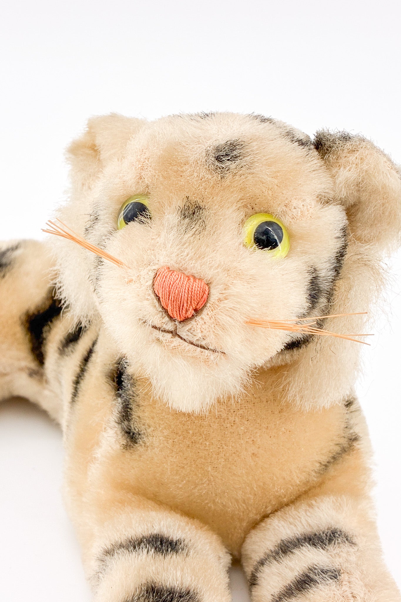 Tiger Plush Toy / トラのぬいぐるみ