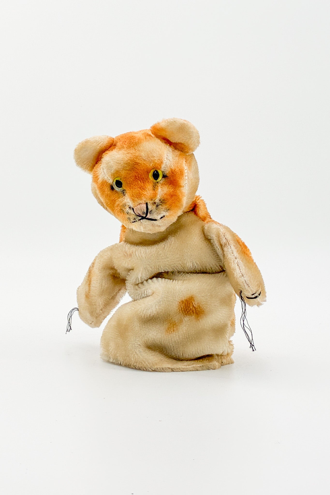 Tiger Puppet / トラ パペット