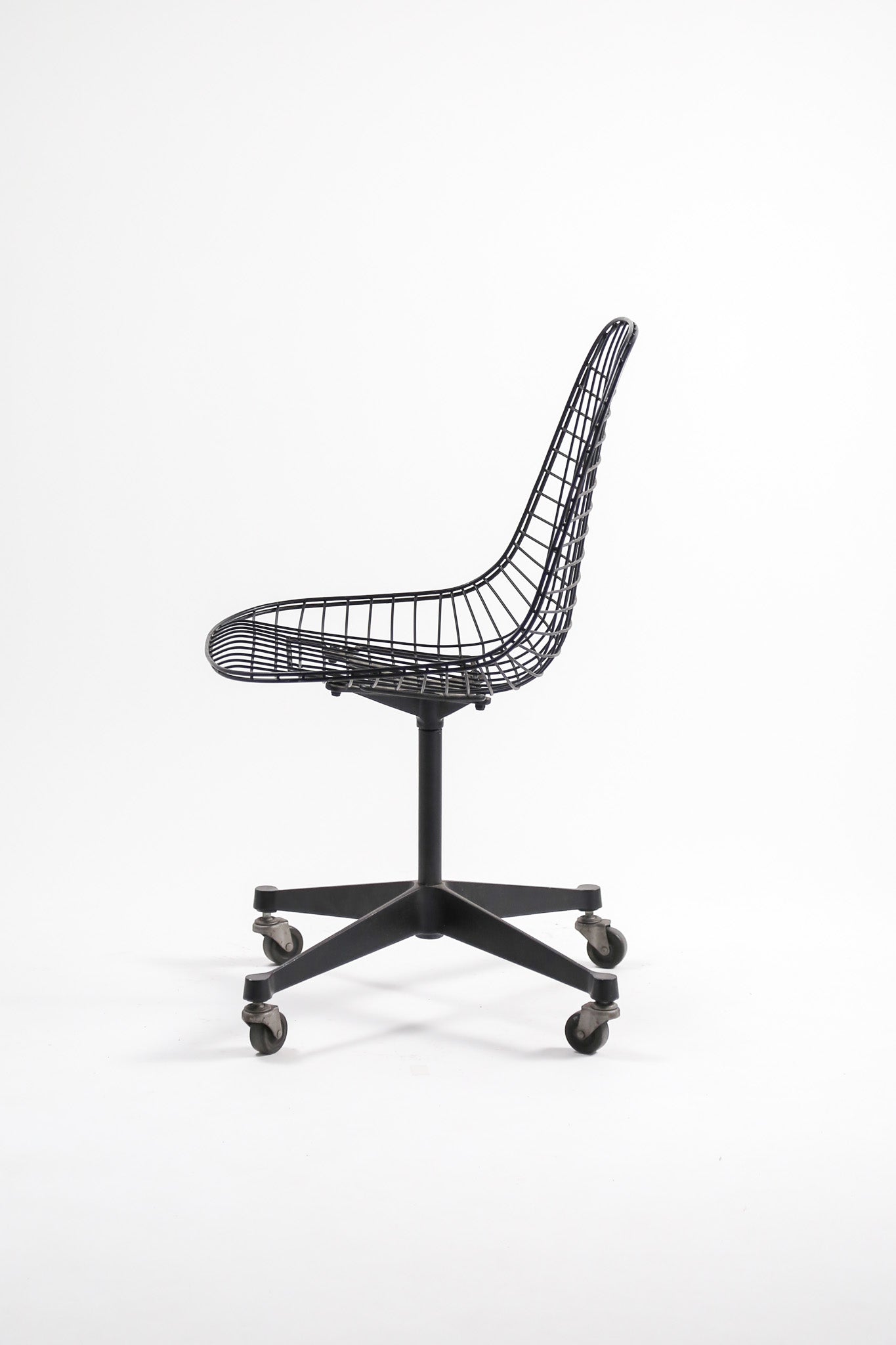 Eames Wire Chair with Caster Base / イームズ ワイヤーチェア キャスターベース