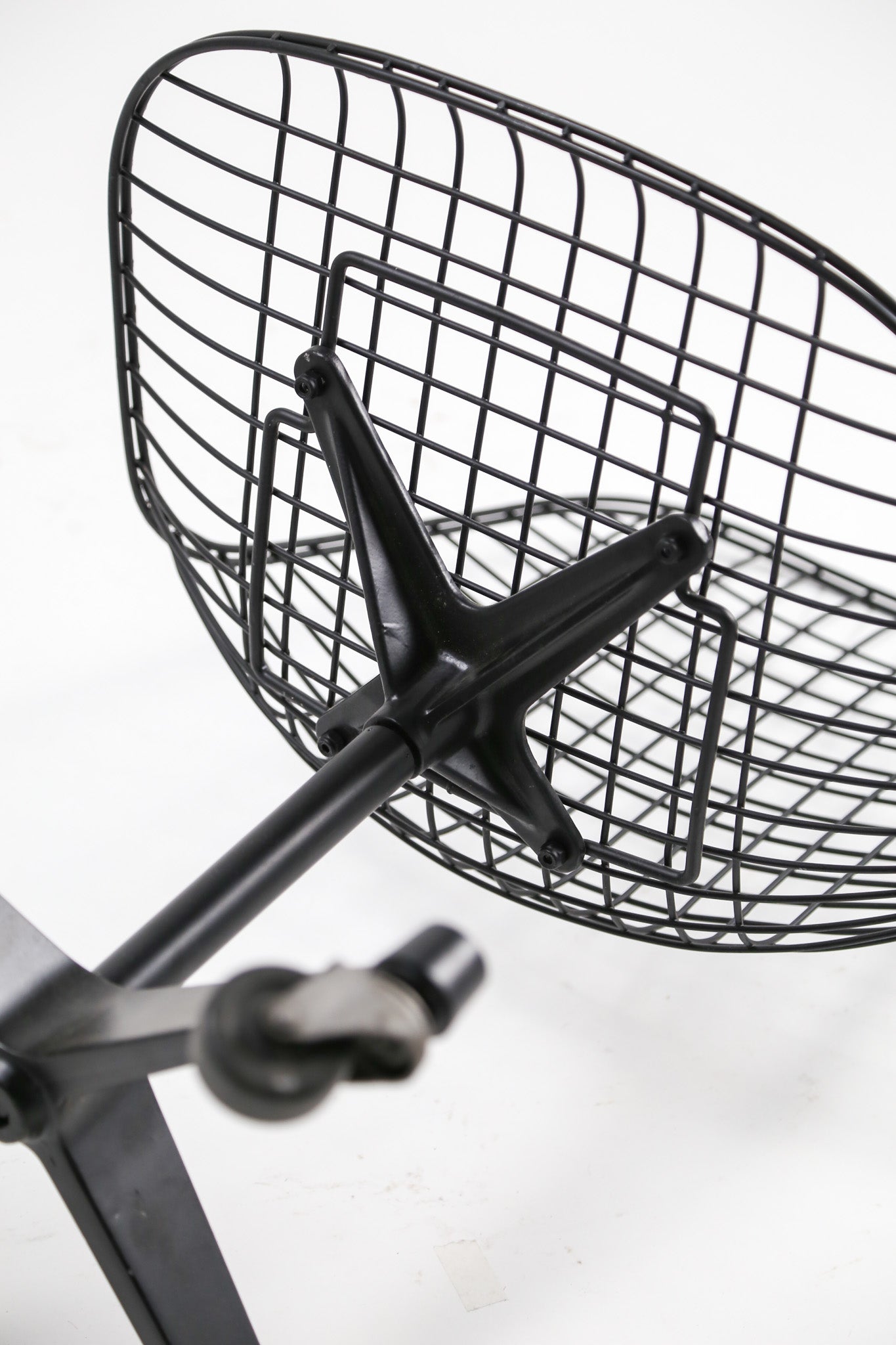 Eames Wire Chair with Caster Base / イームズ ワイヤーチェア キャスターベース