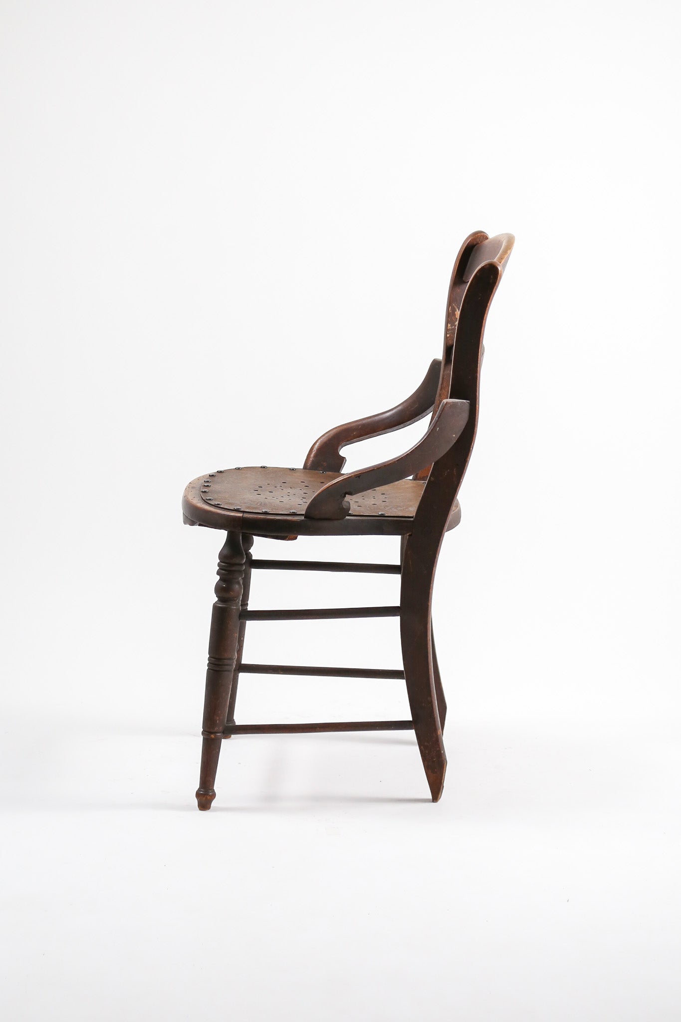 Antique Spindle Back Bentwood Side Chair / アンティーク スピンドルバック ベントウッドチェア