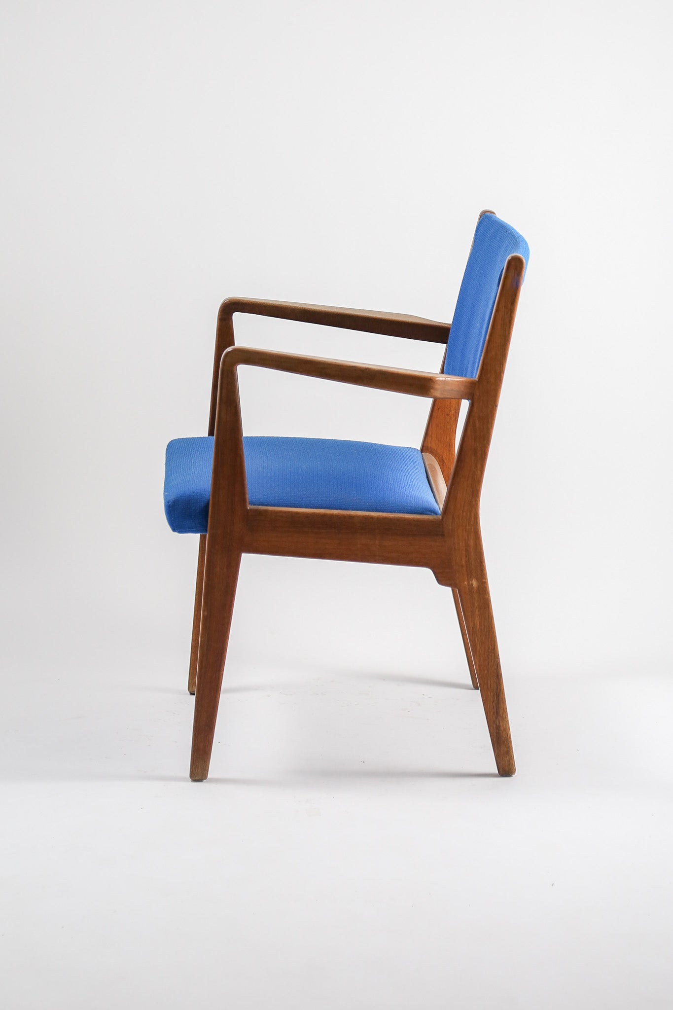 Fabric Armchair / ファブリック アームチェア