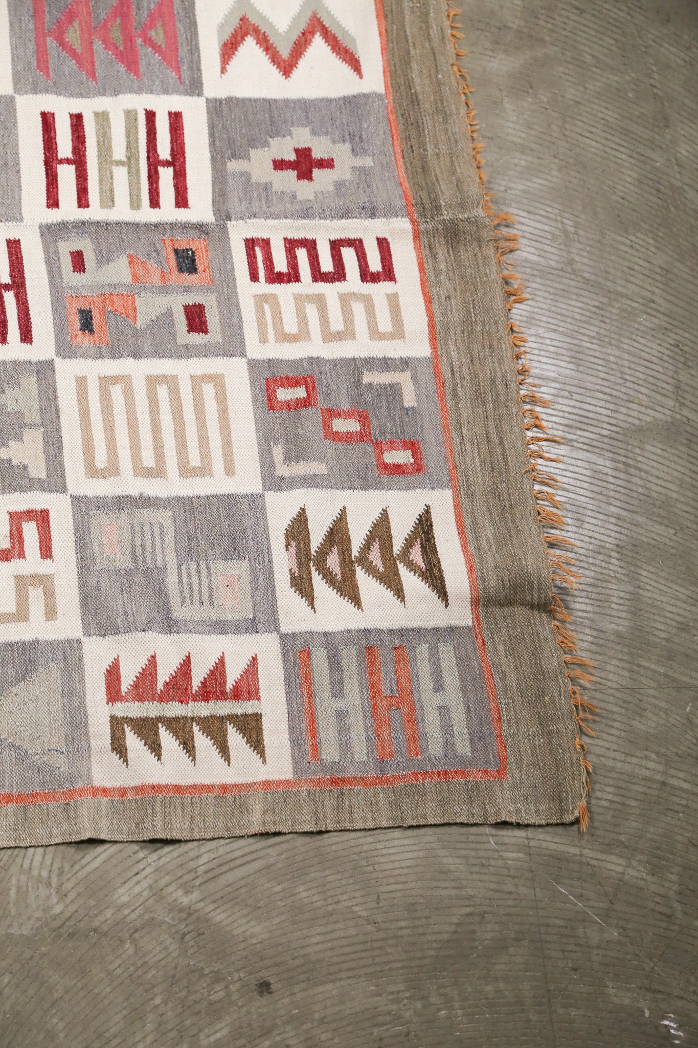 Geometric Pattern Kilim Rug / 幾何学柄 平織り キリムラグ – STORE