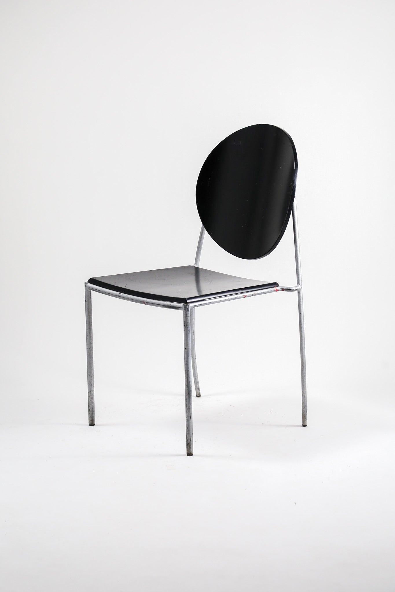 "Vik-Ter 1 Dining Chair" by Dakota Jackson / "ヴィクター 1" ダイニングチェア