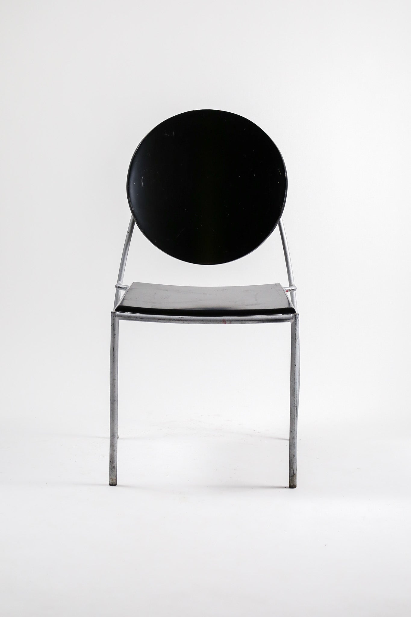 "Vik-Ter 1 Dining Chair" by Dakota Jackson / "ヴィクター 1" ダイニングチェア