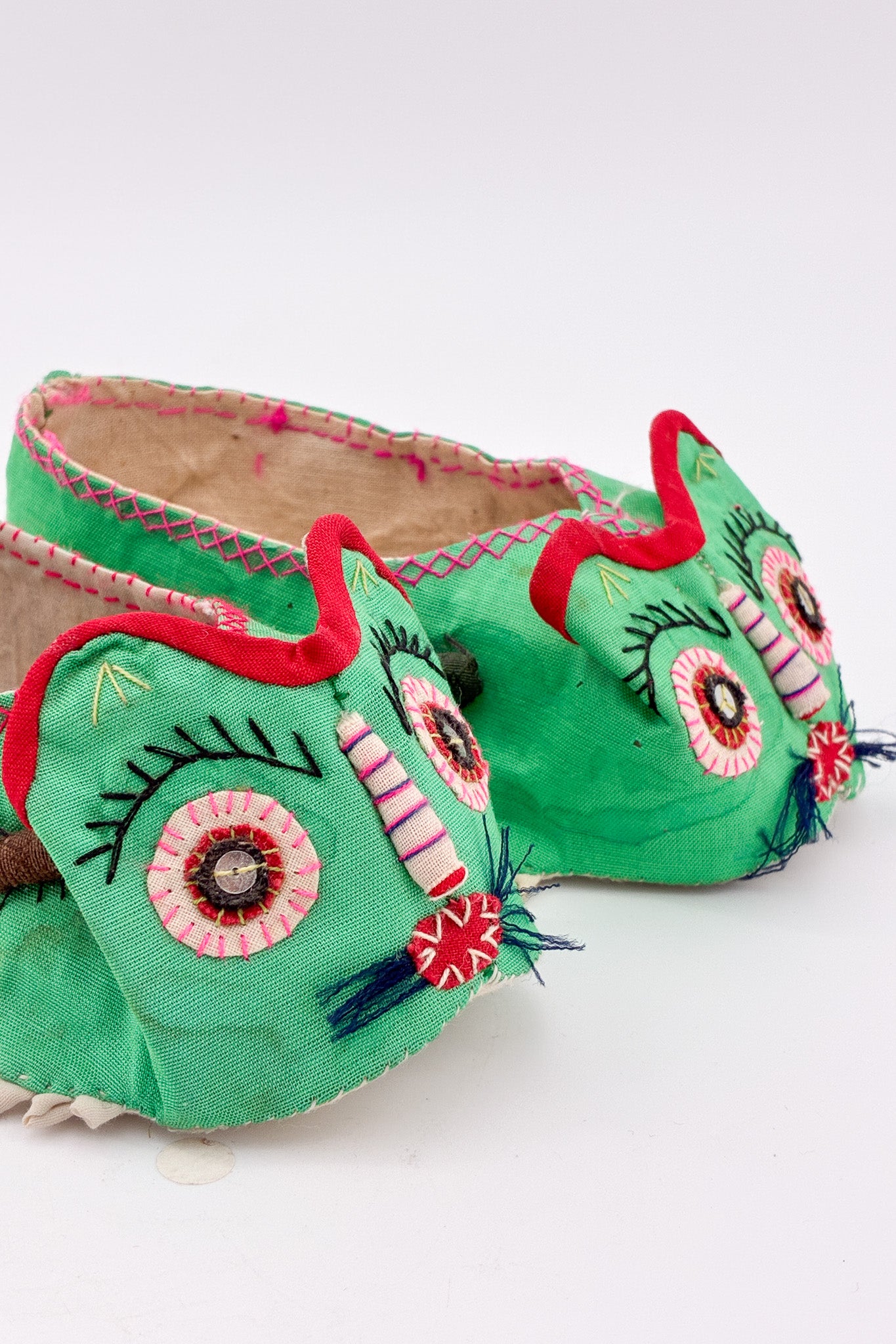 Embroidered Children's Shoes / 刺繍 子供靴