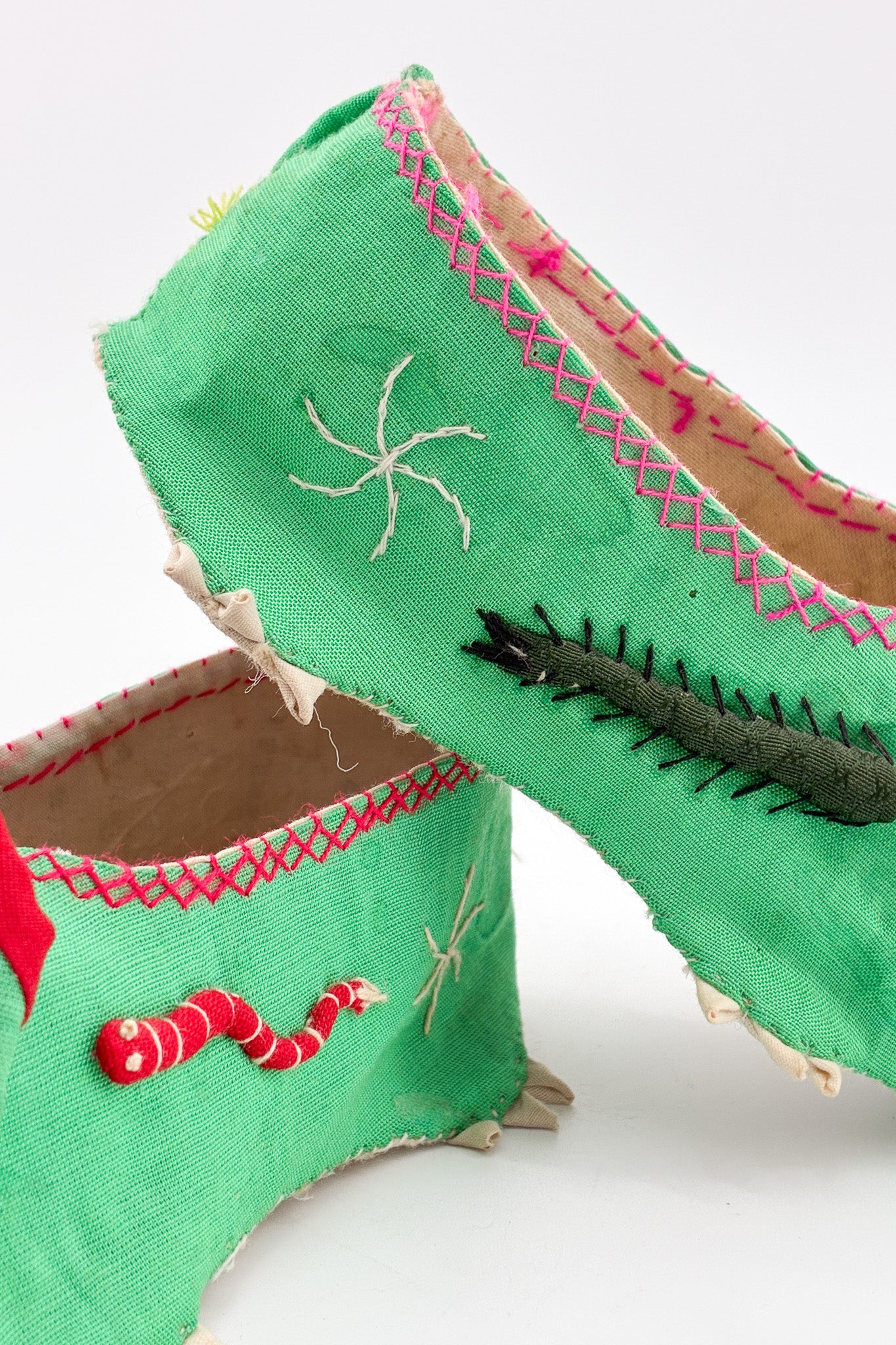 Embroidered Children's Shoes / 刺繍 子供靴