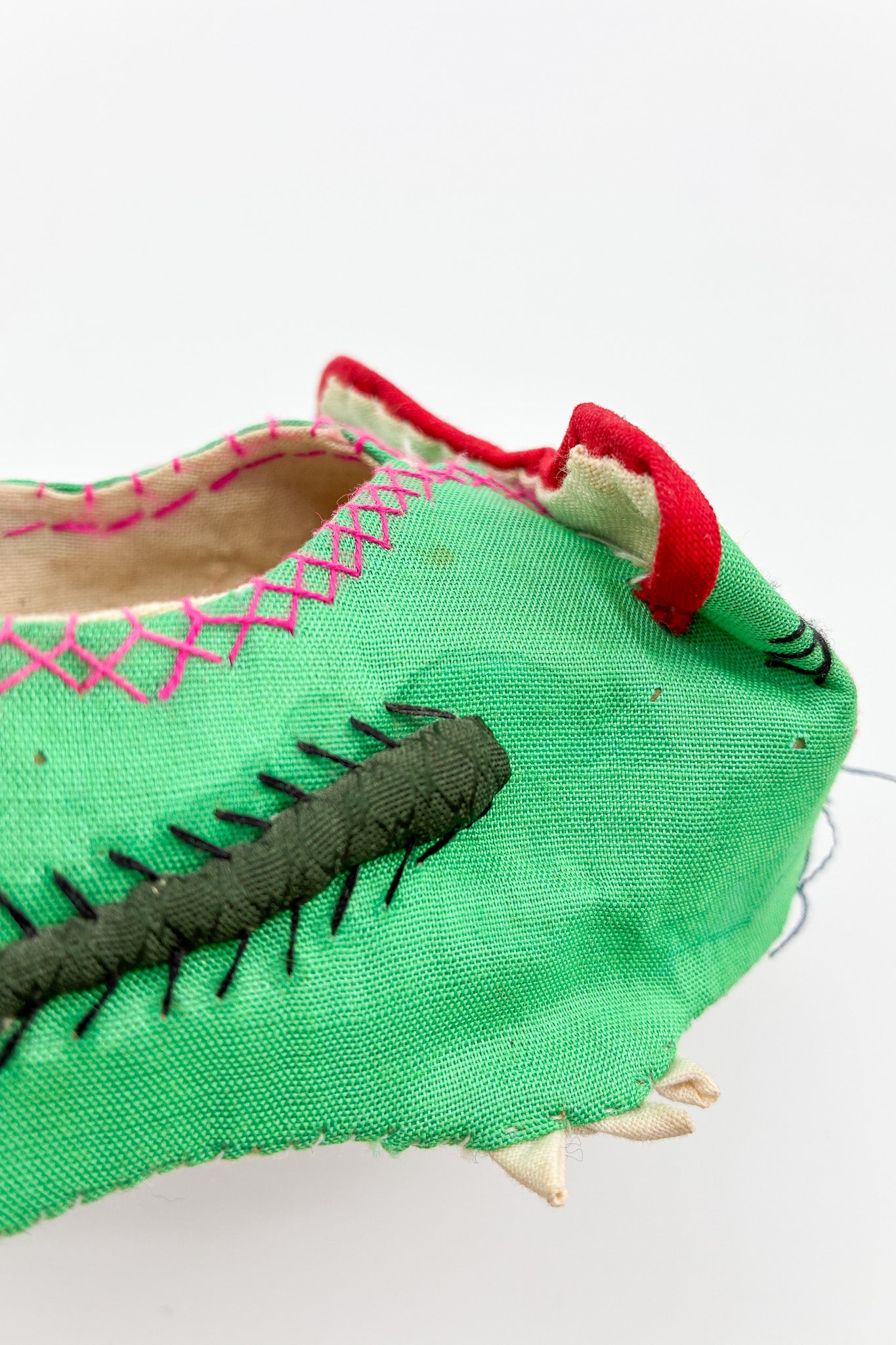 Embroidered Children's Shoes / 刺繍 子供靴