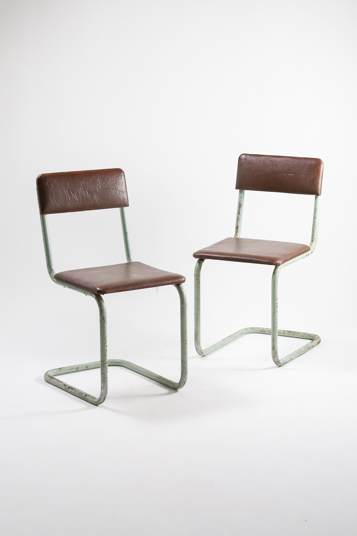 Vintage Industrial Cantilever Chair / ヴィンテージ インダストリアルカンチレバー チェア