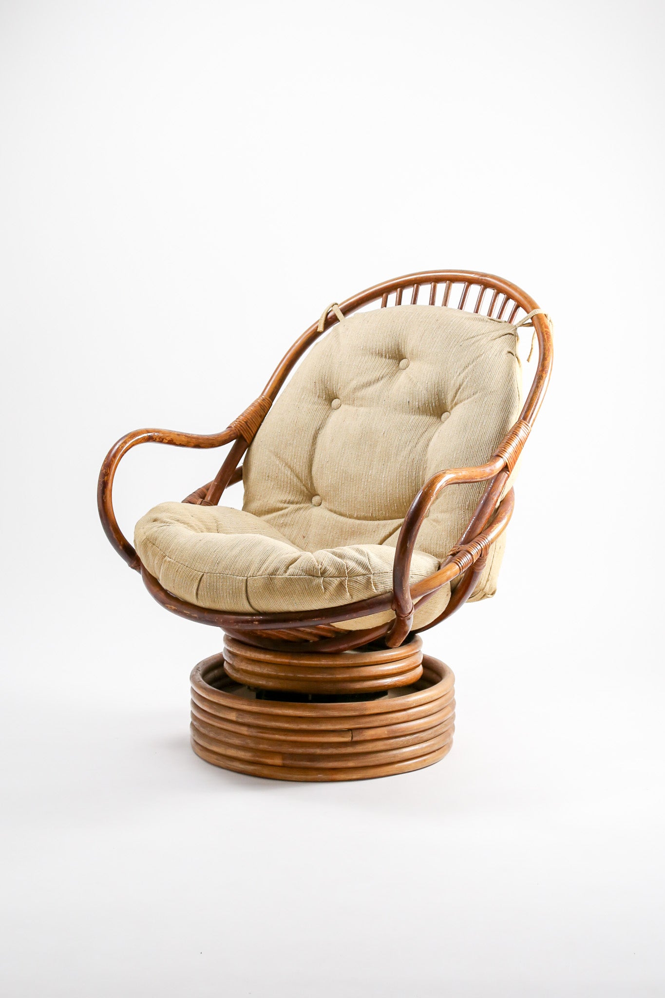 Vintage Rattan Swivel Lounge Chair / ヴィンテージ ラタン