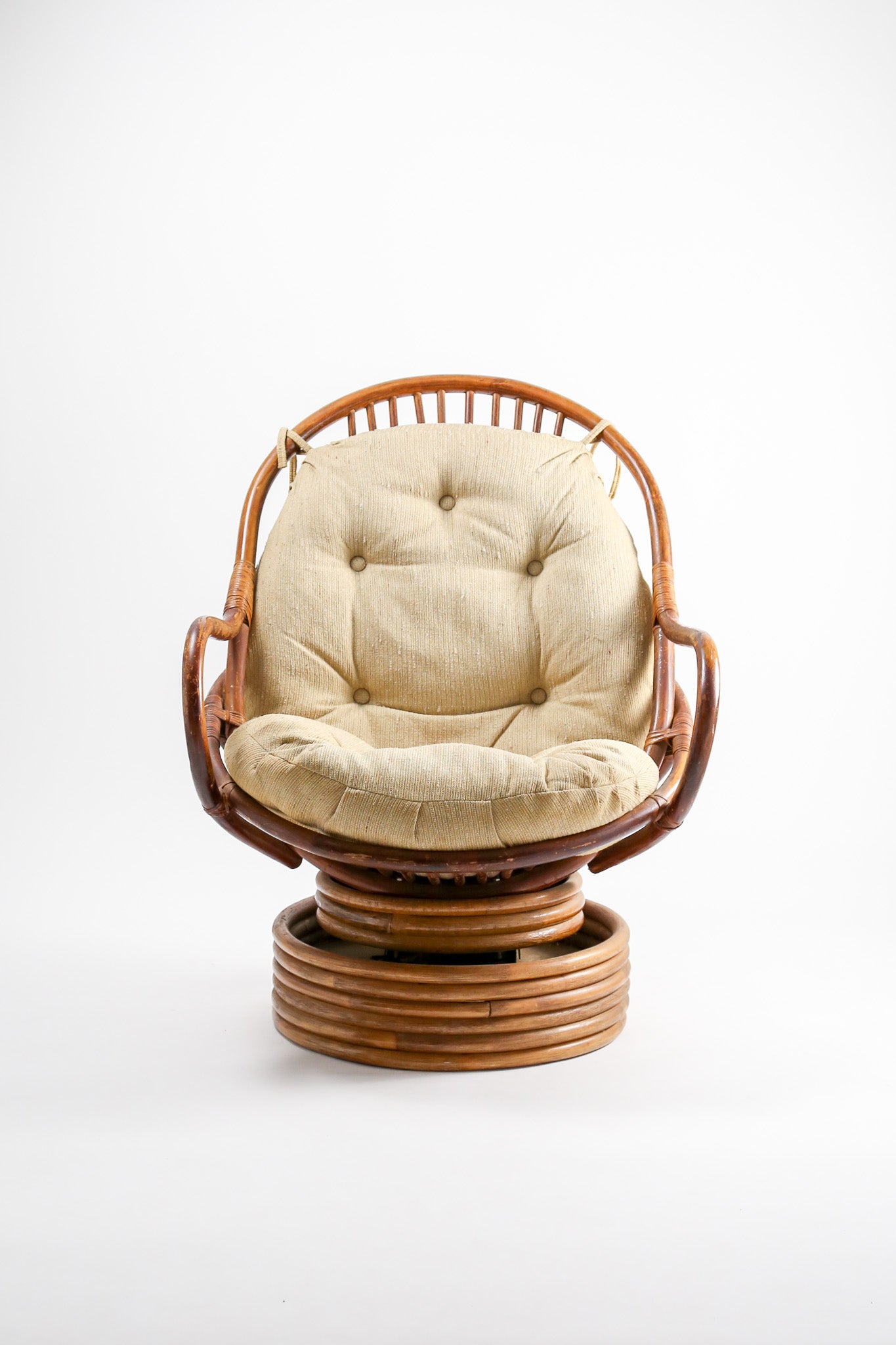 Vintage Rattan Swivel Lounge Chair / ヴィンテージ ラタン