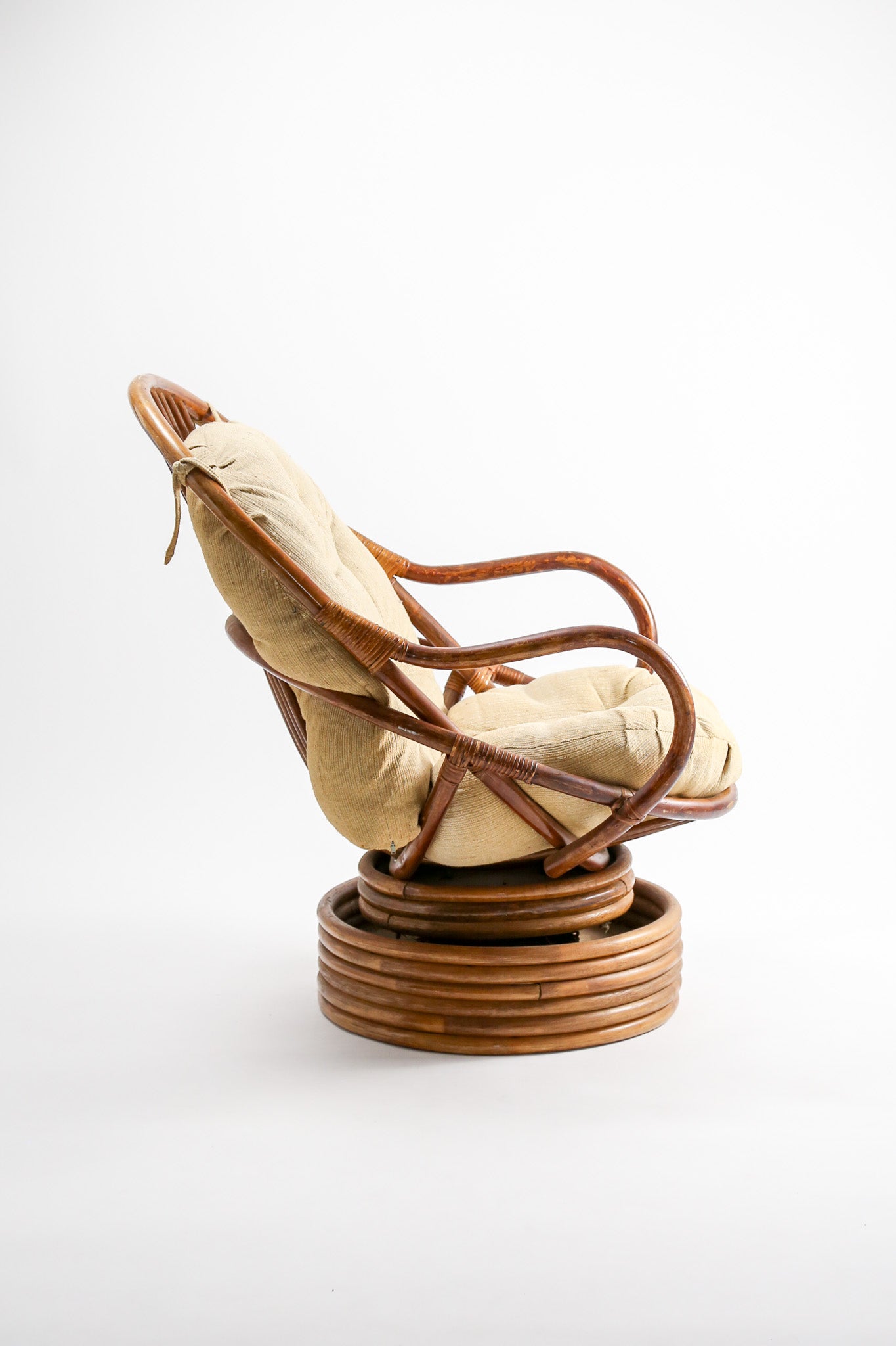 Vintage Rattan Swivel Lounge Chair / ヴィンテージ ラタン