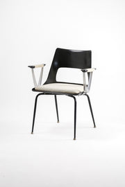 Vintage Fiberglass Armchair / ヴィンテージ ファイバーグラス アームチェア