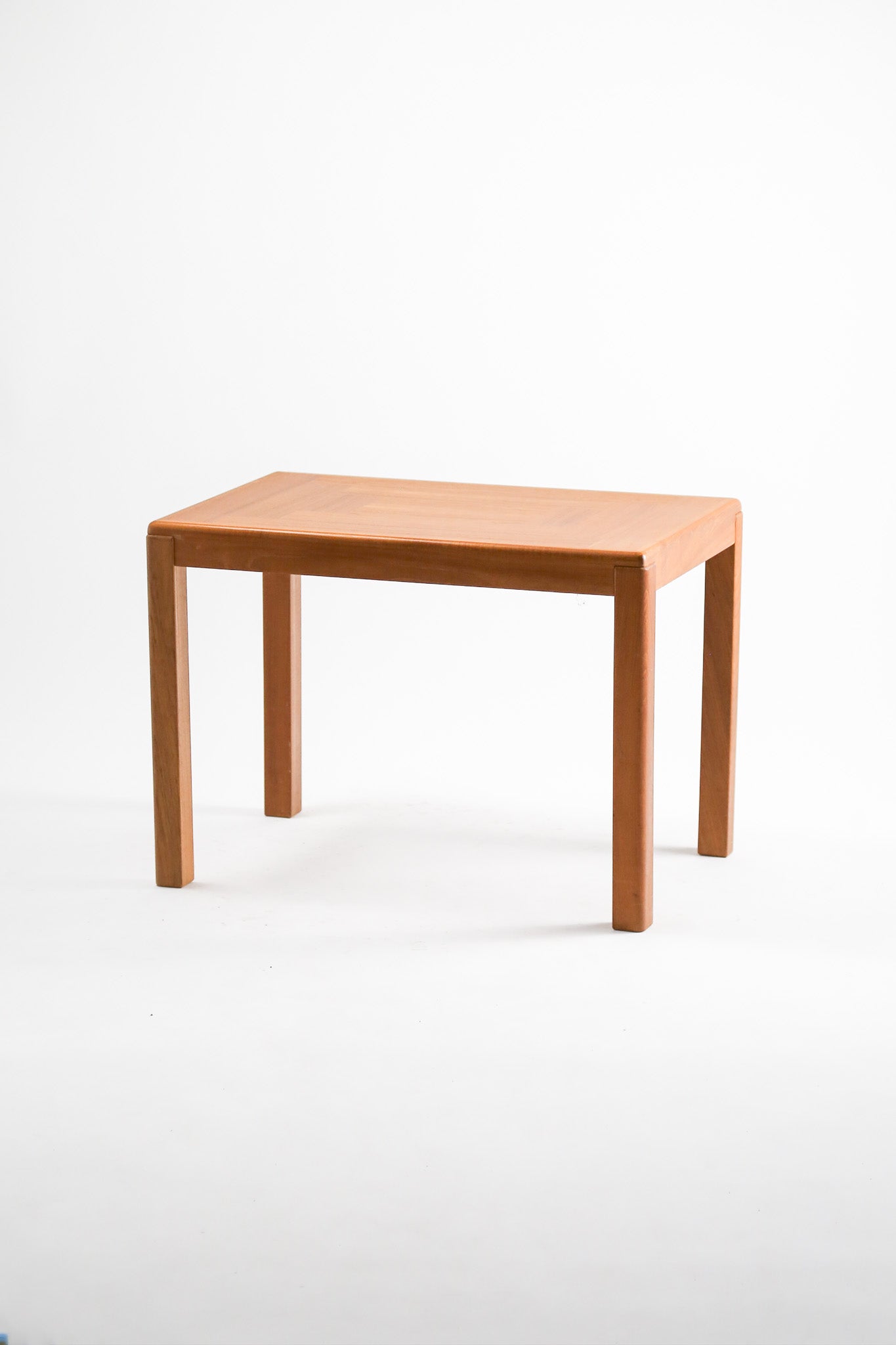 Danish Teak Coffee Table / デンマーク製 チーク コーヒーテーブル