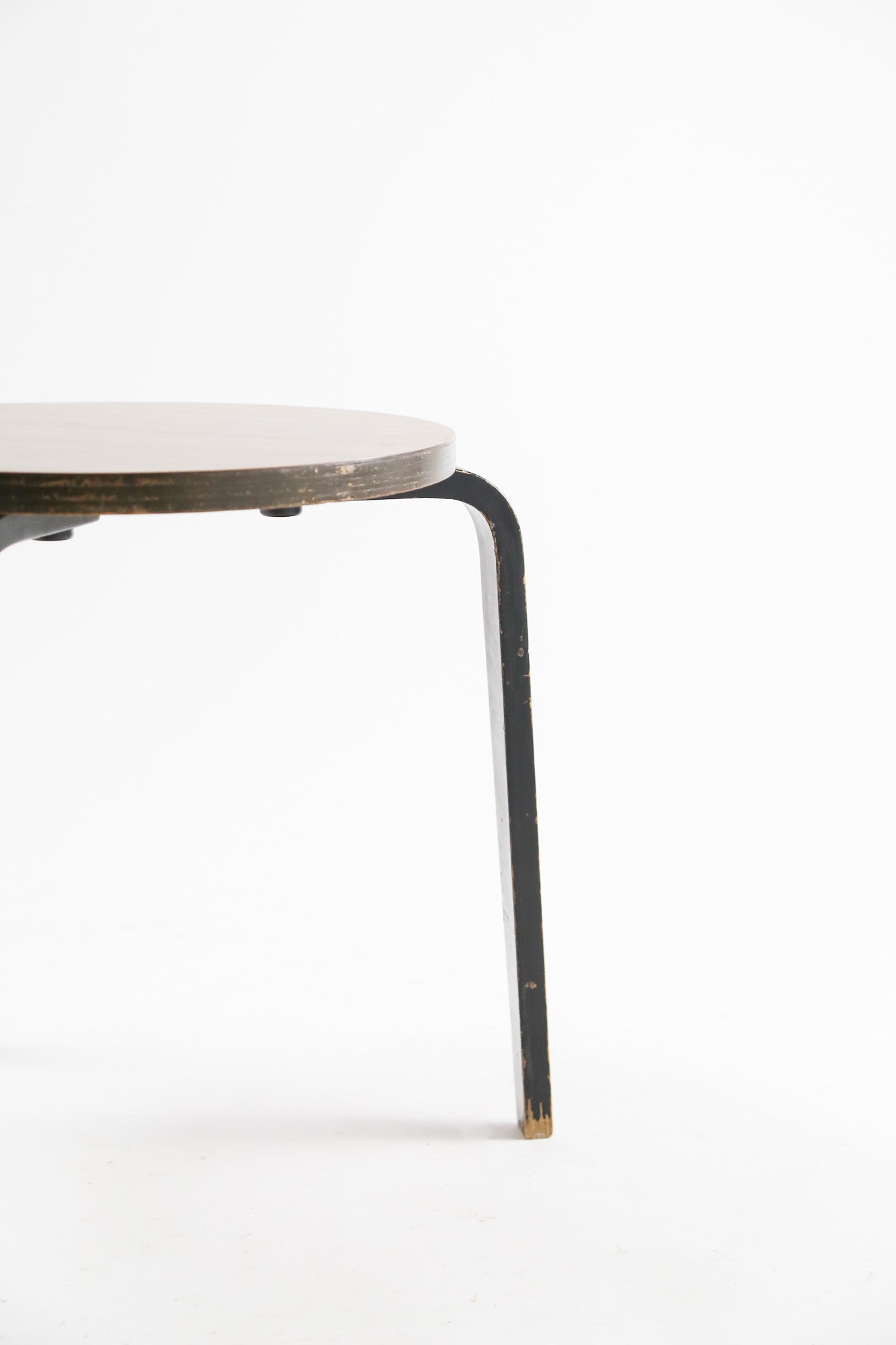 Small Round Side Table / スモールラウンドサイドテーブル