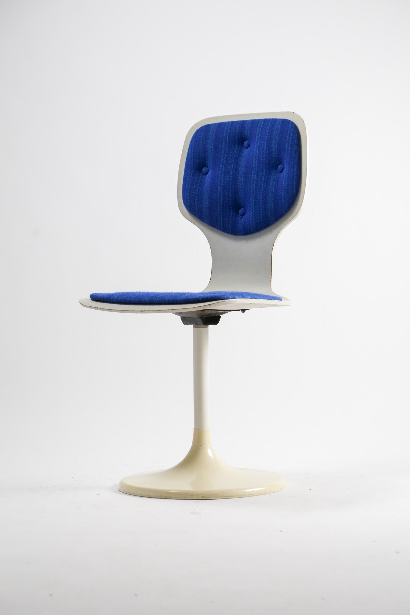 Spacey Chair / スペイシーチェア