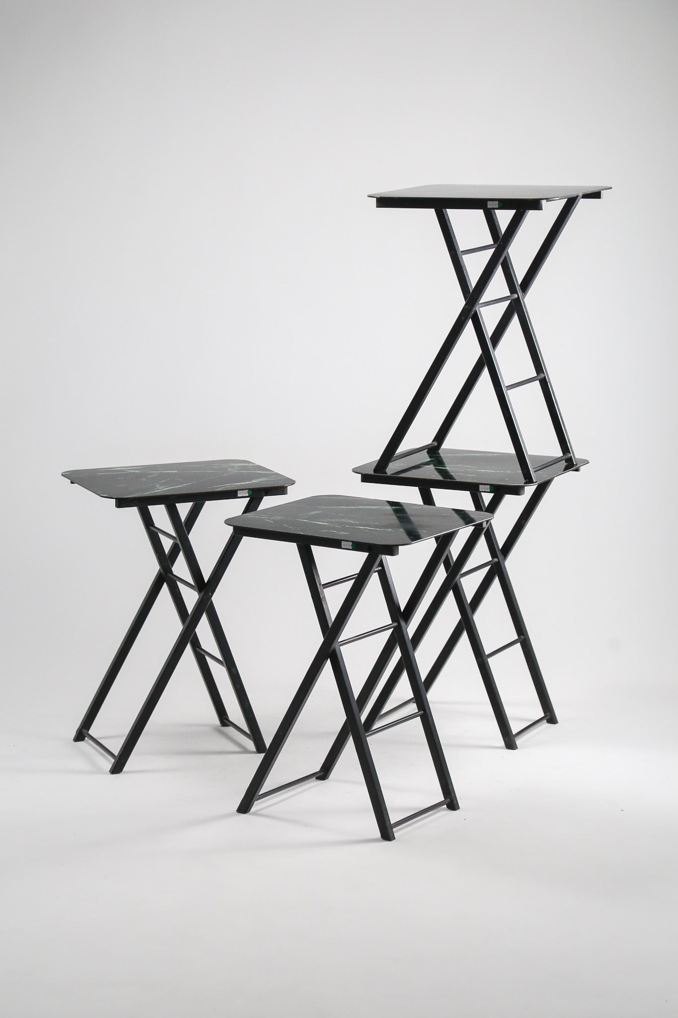 Folding Side Table Green & Black / 折りたたみ サイドテーブル (グリーン & 黒天板)