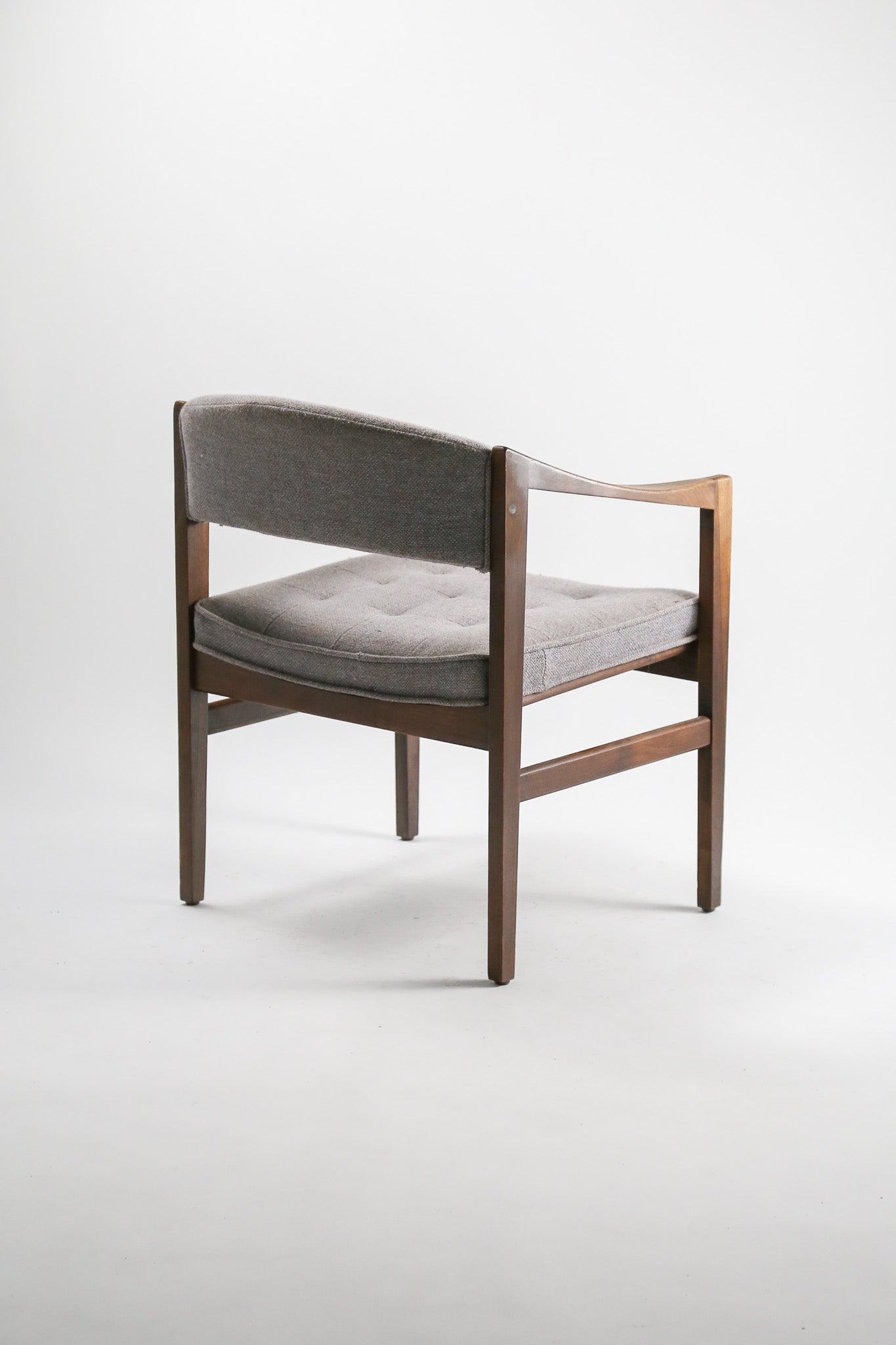 Gray Fabric Armchair / グレー生地 アームチェア