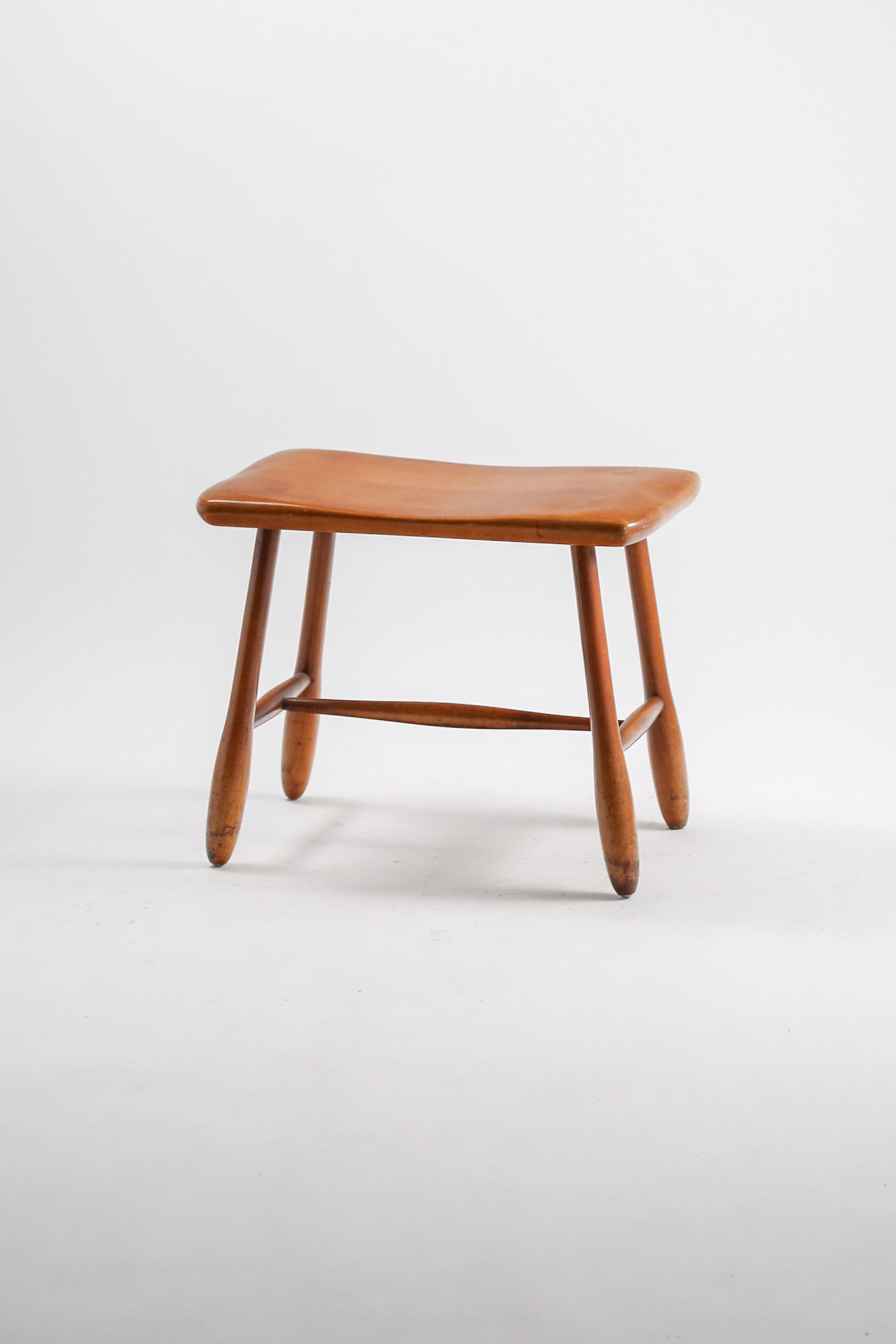 Vintage Wooden Stool / 木製スツール