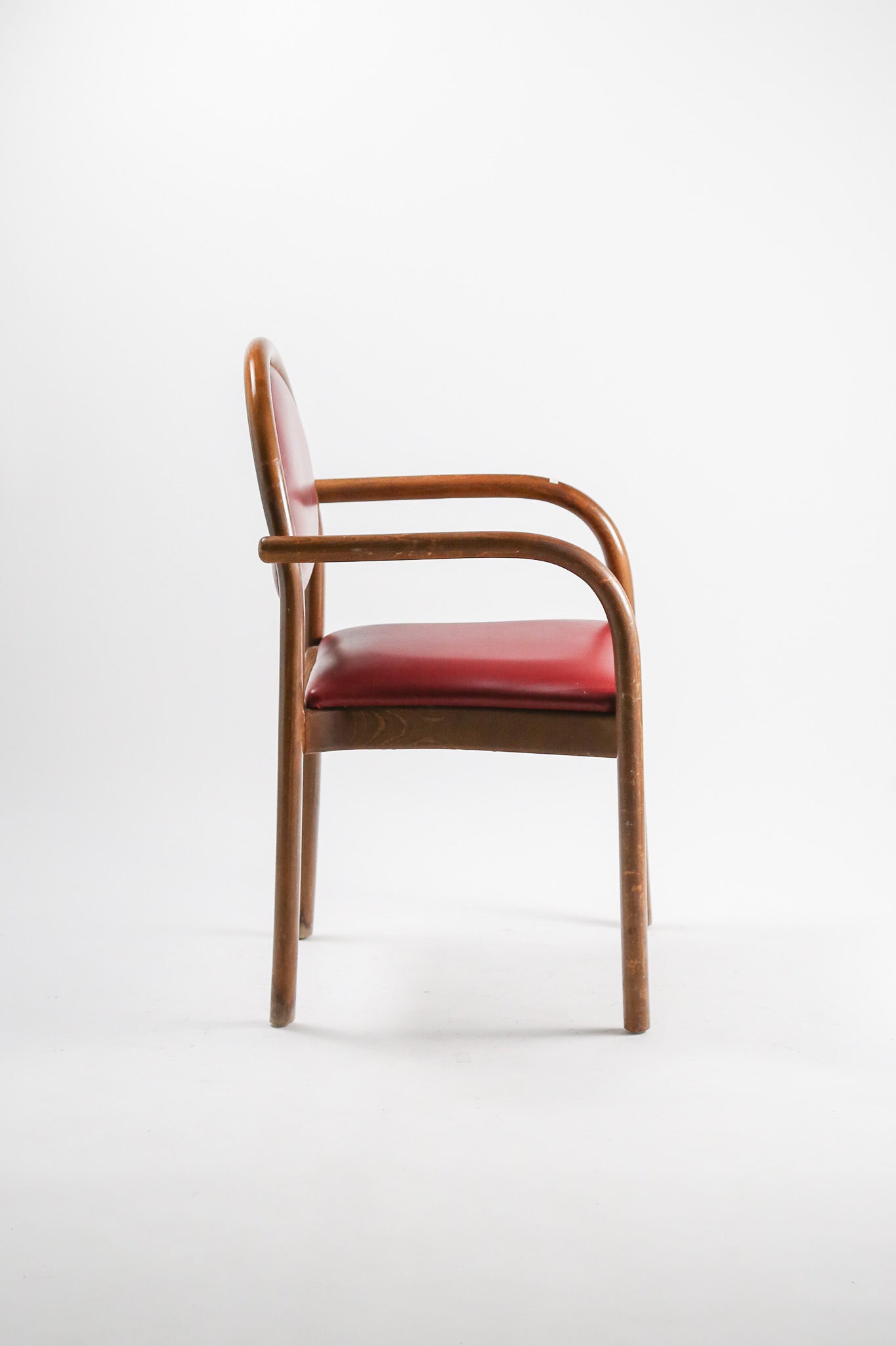 Armchair with Red Faux Leather / レッドフェイクレザー アームチェア