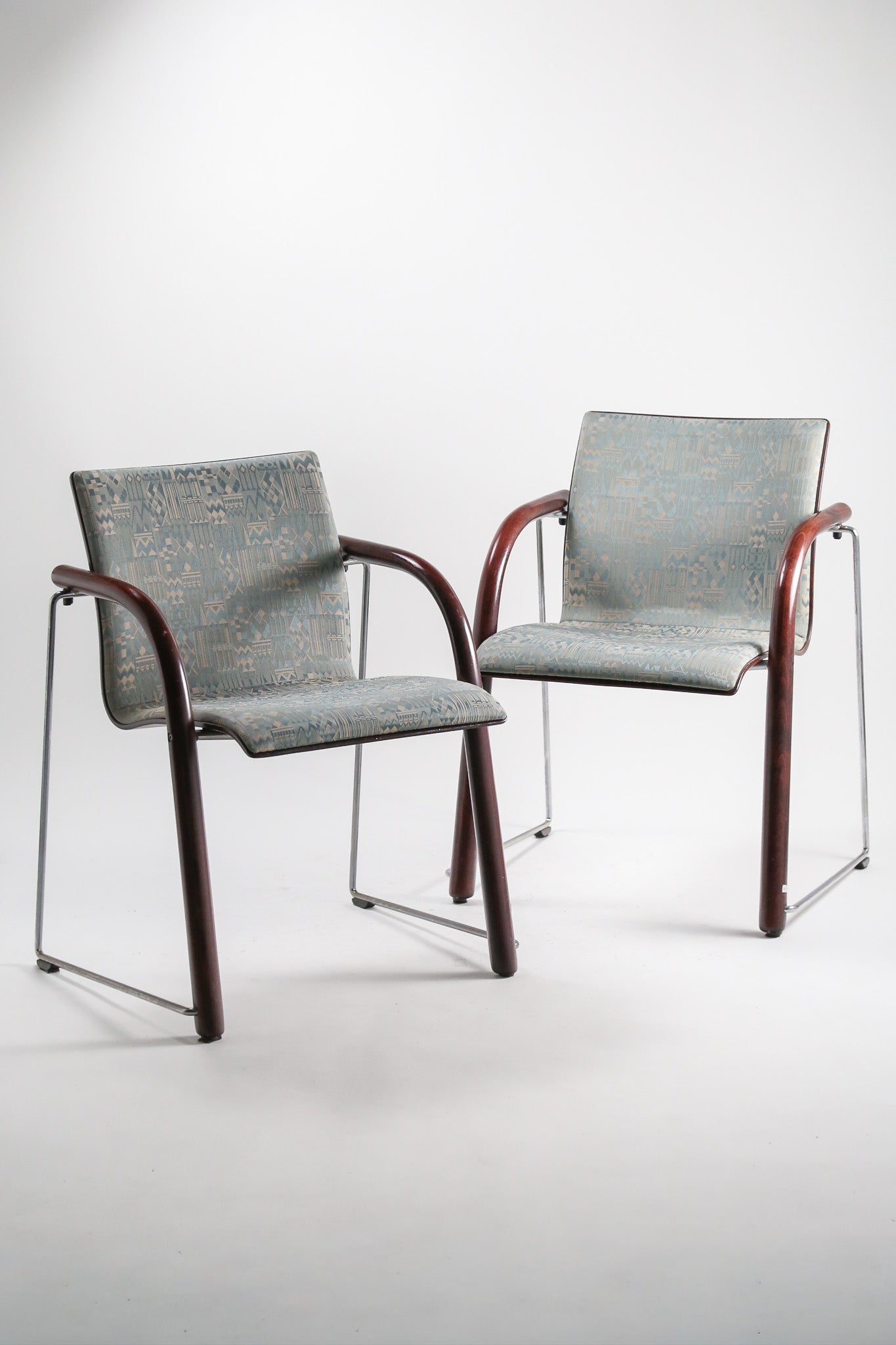 Thonet Model S320 Chair / トーネット S320 チェア – STORE IN
