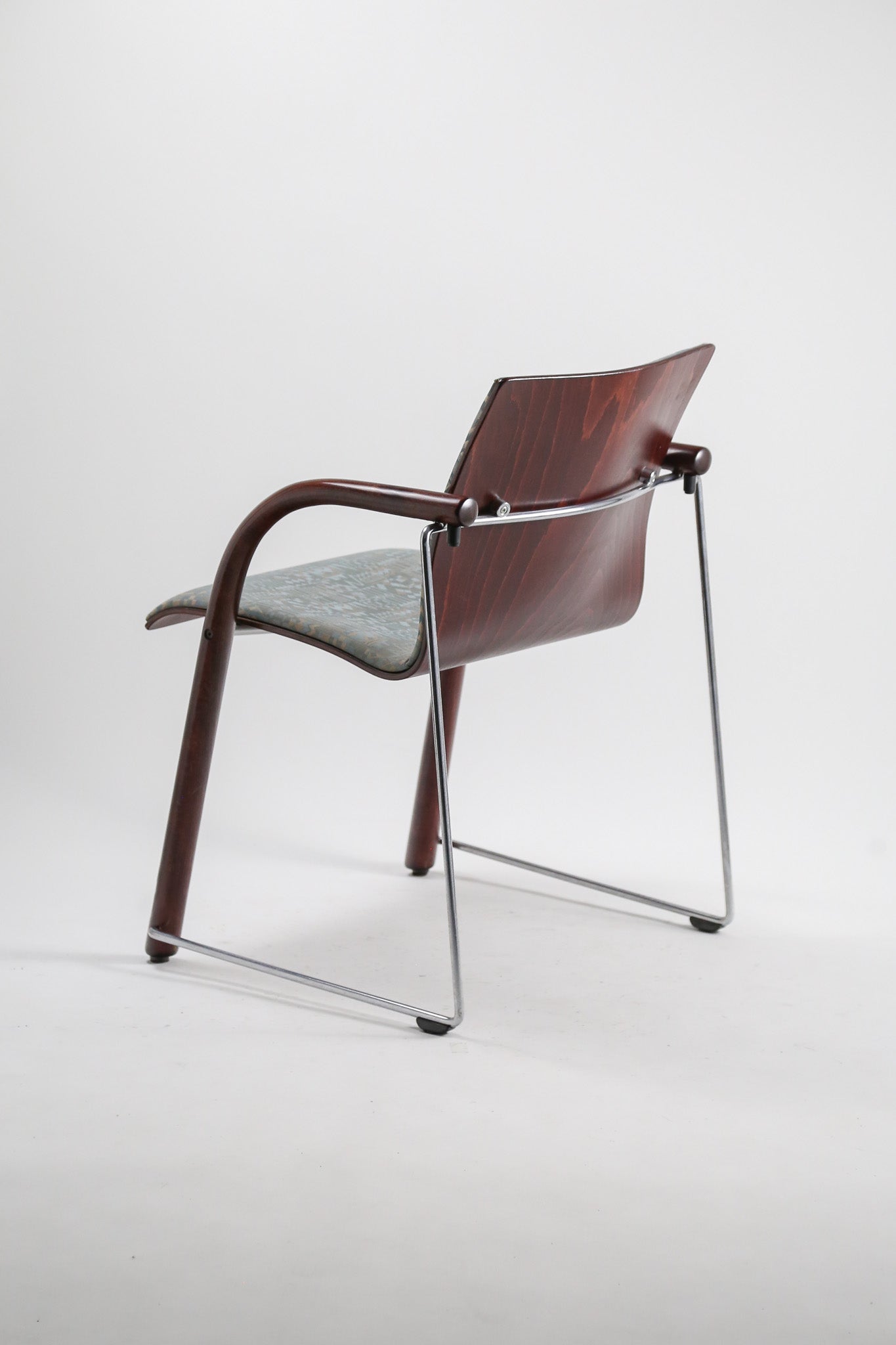 Thonet Model S320 Chair / トーネット S320 チェア – STORE IN