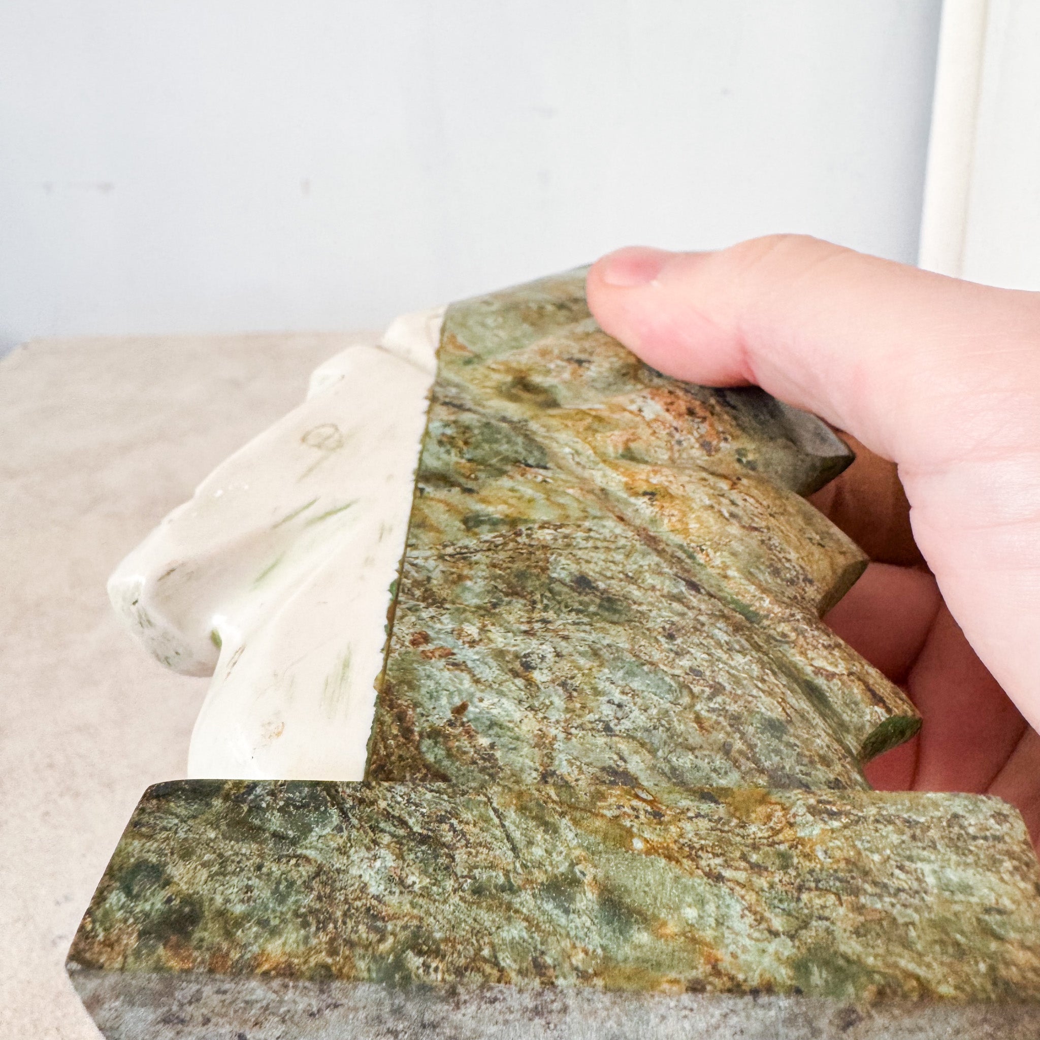 Stone Native American Face / 石製ネイティブアメリカンの顔オブジェ