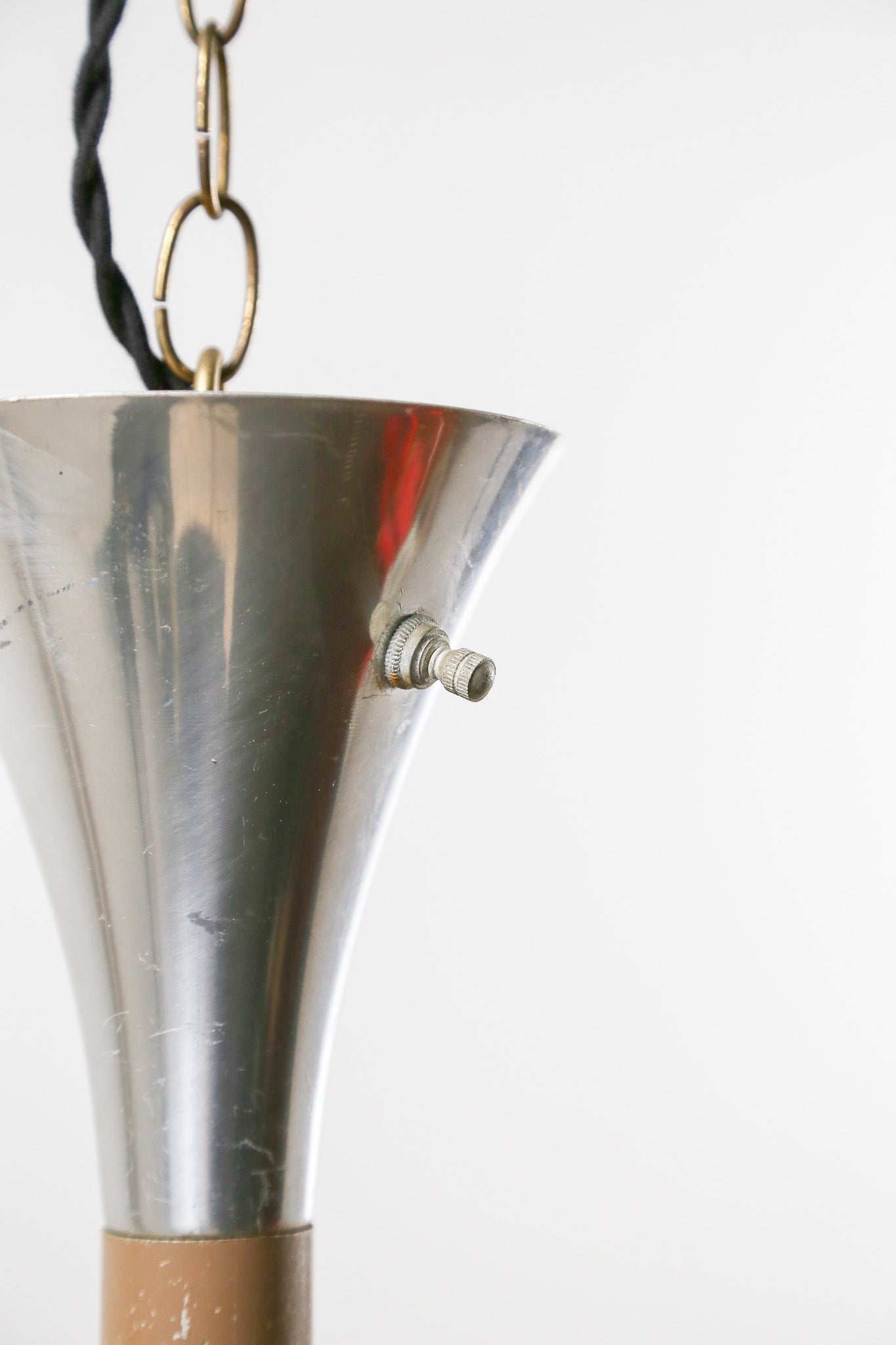 Trumpet Shape Pendant Light / シルバー ラッパ型ライト