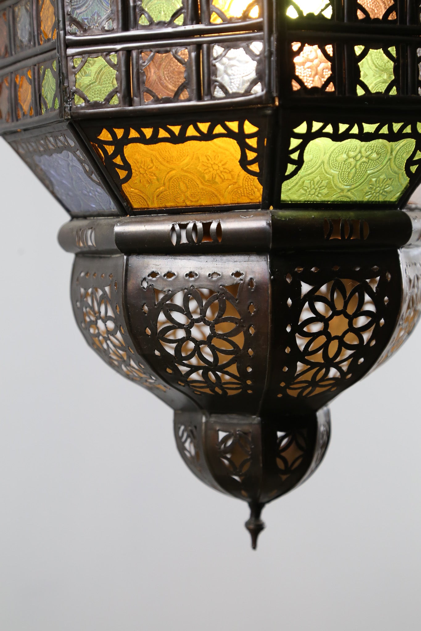 Moroccan Style Stained Glass Pendant Light / モロッカンスタイル ステンドグラス ペンダントライト