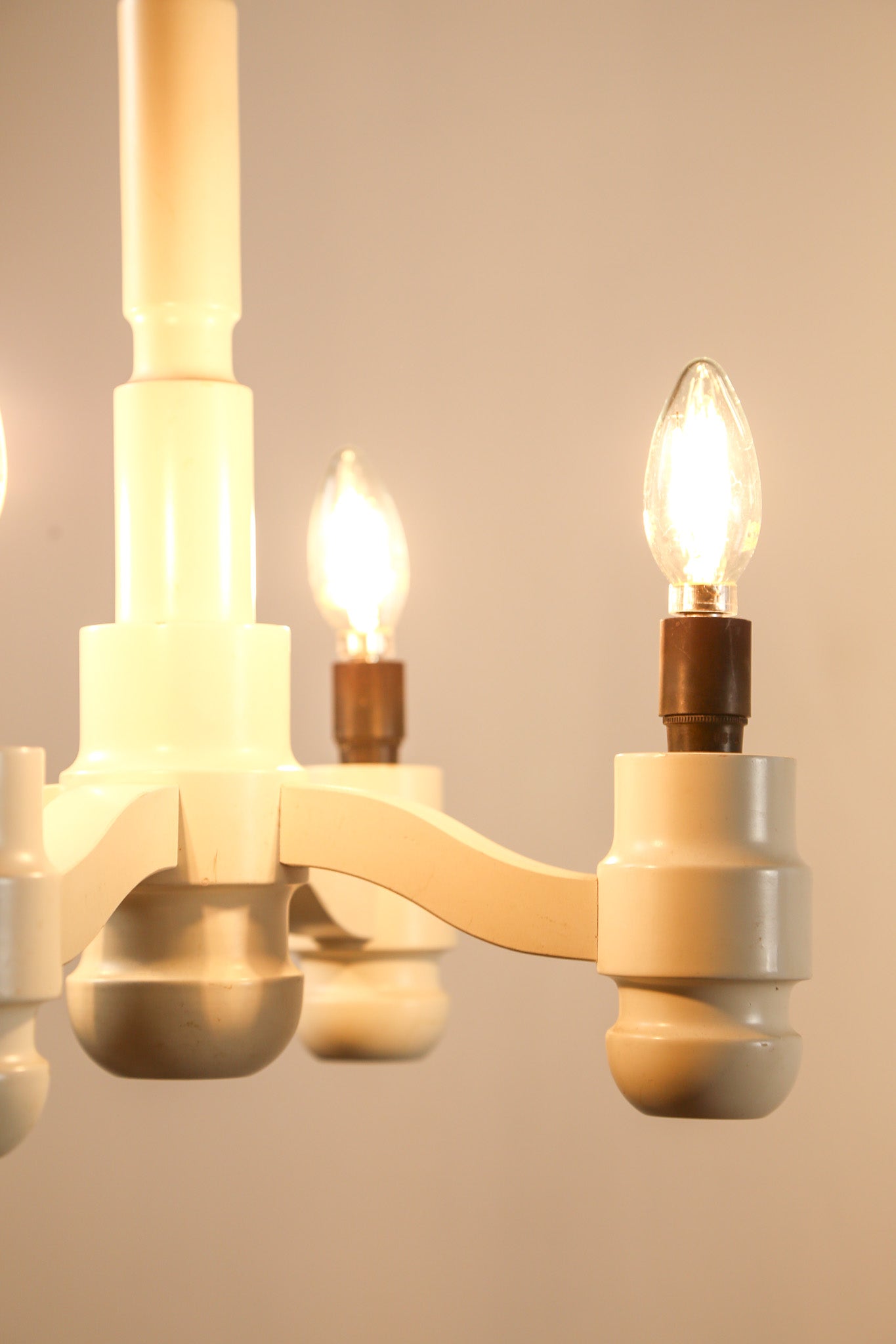 White Minimalist Chandelier / ホワイトミニマルシャンデリア