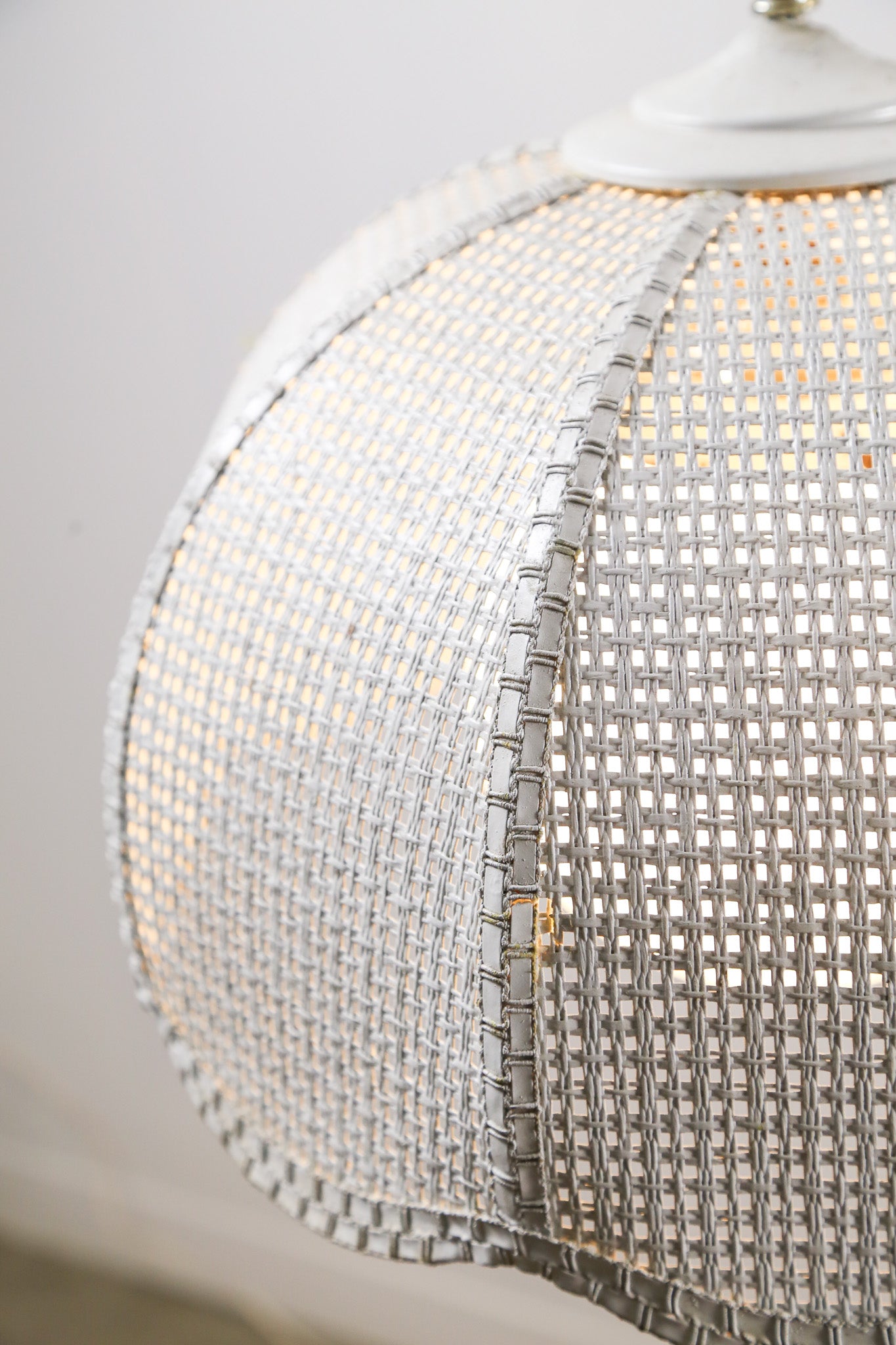 Woven Wire Scalloped Pendant Light / メッシュワイヤー スカラップ ペンダントライト