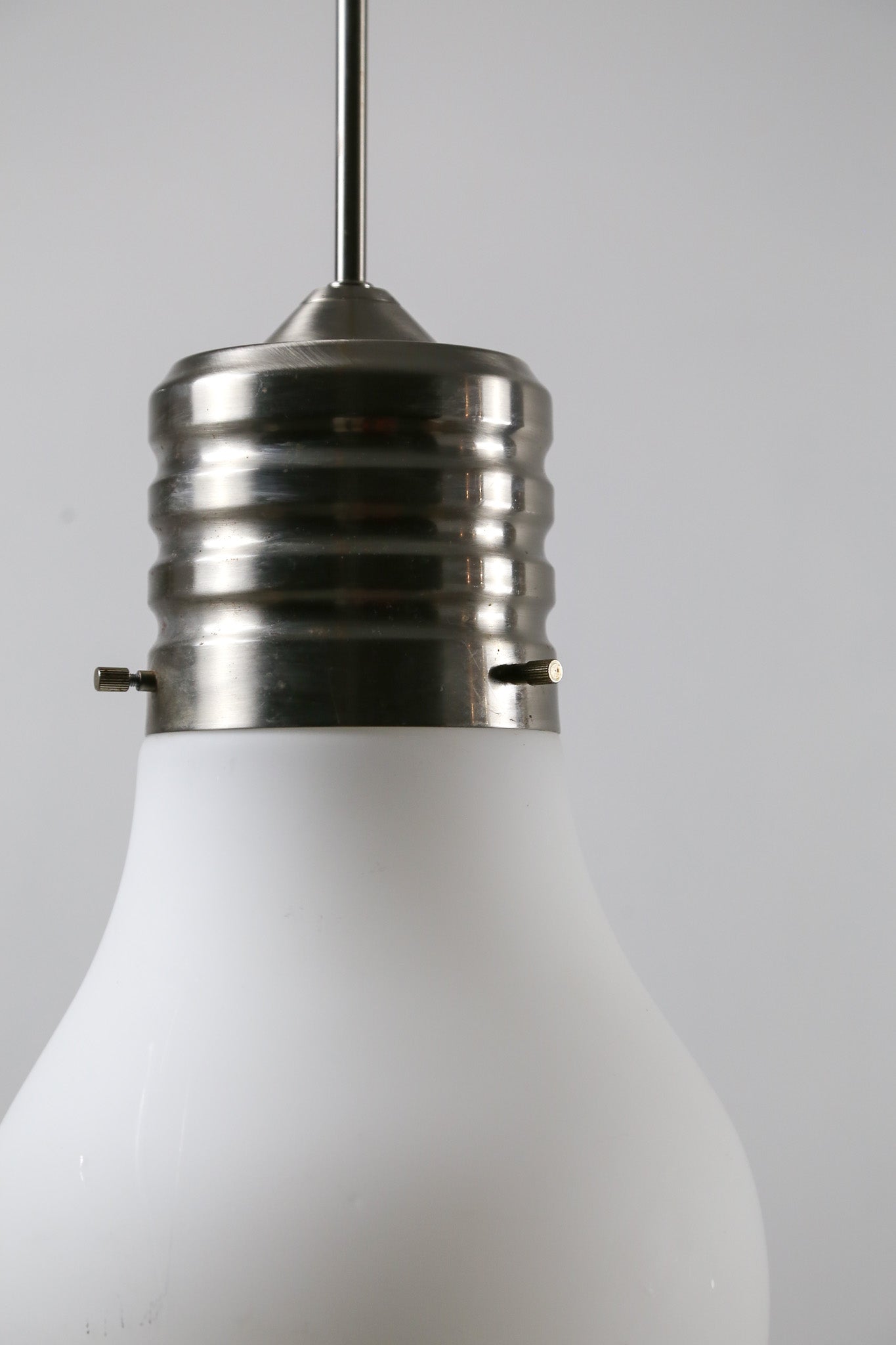 Giant Bulb Table Lamp / 電球型ランプ